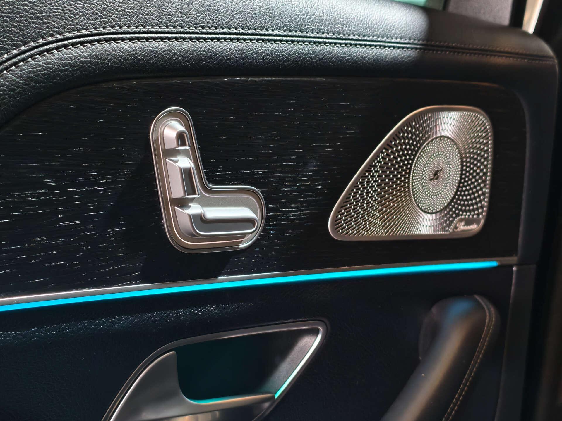 Mercedes-Benz Gle view 24