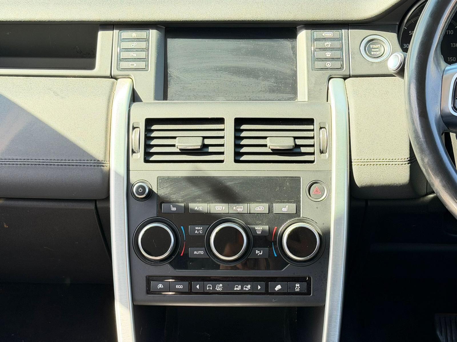 Land Rover Discovery Sport view 22