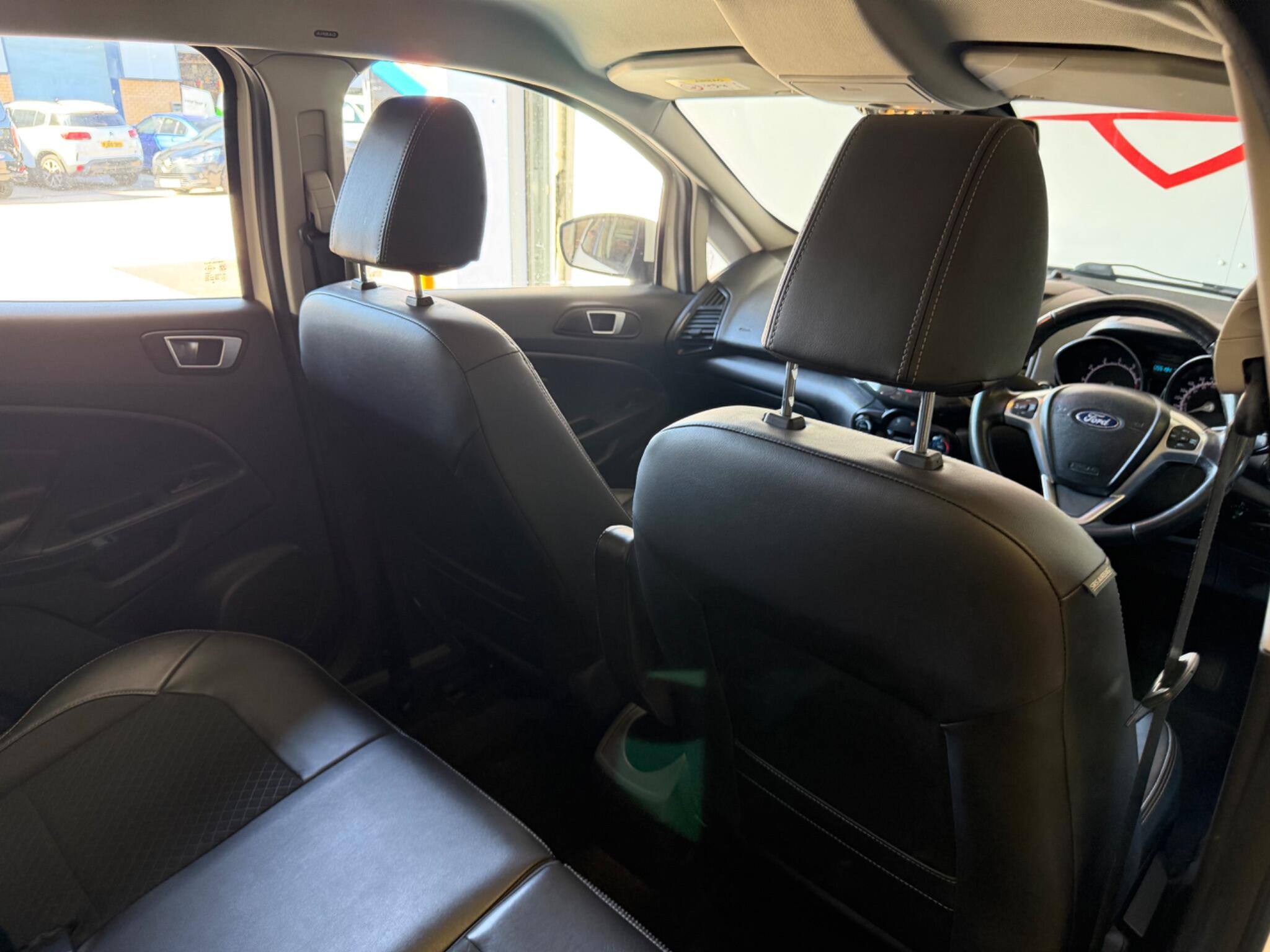 Ford Ecosport view 15