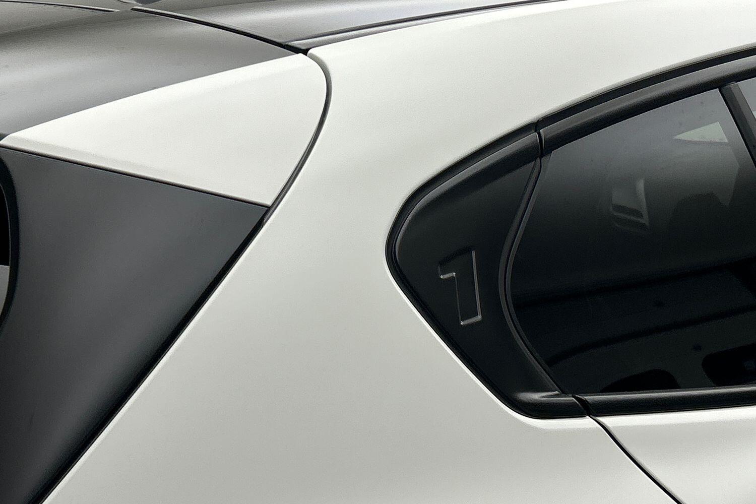 BMW 1 Series view 31