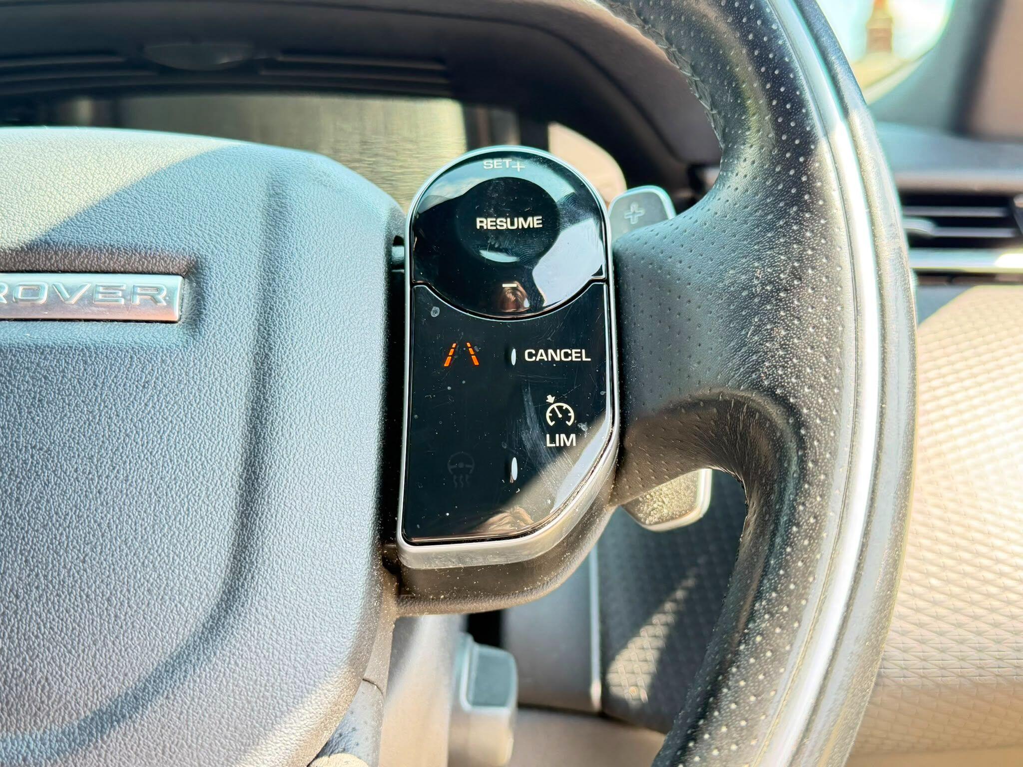 Land Rover Range Rover Velar view 25