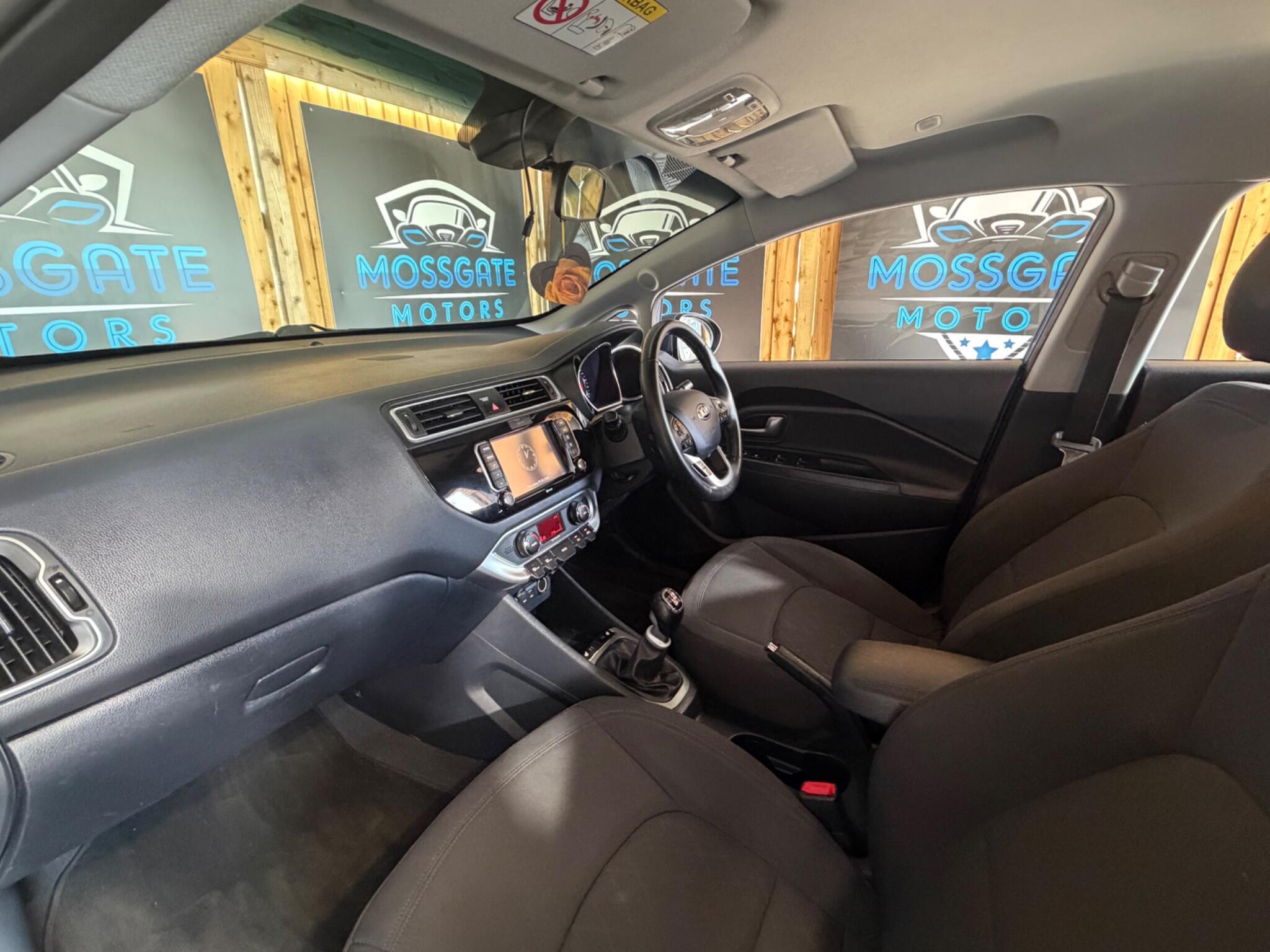 Kia Rio view 15