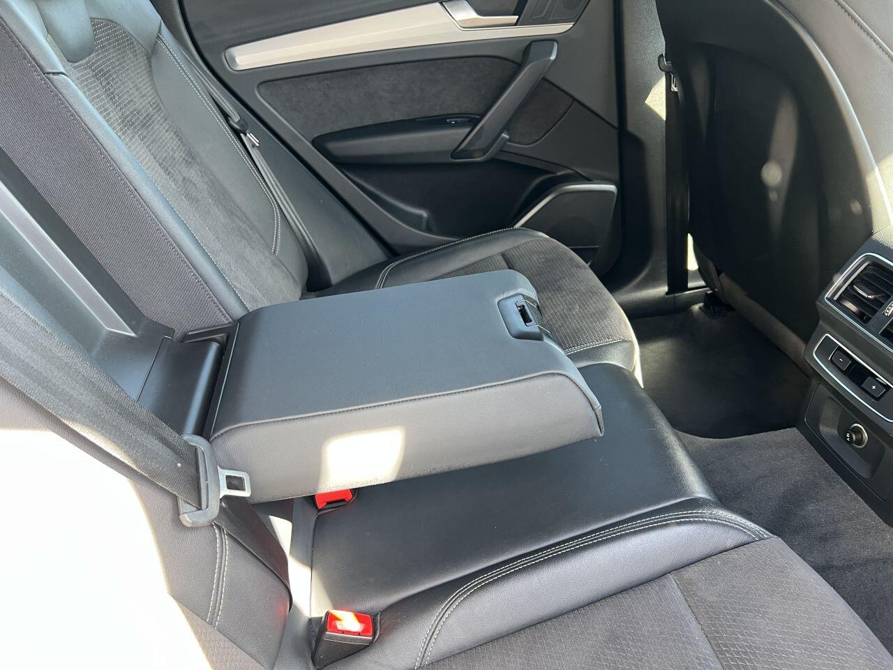 Audi Q5 view 22