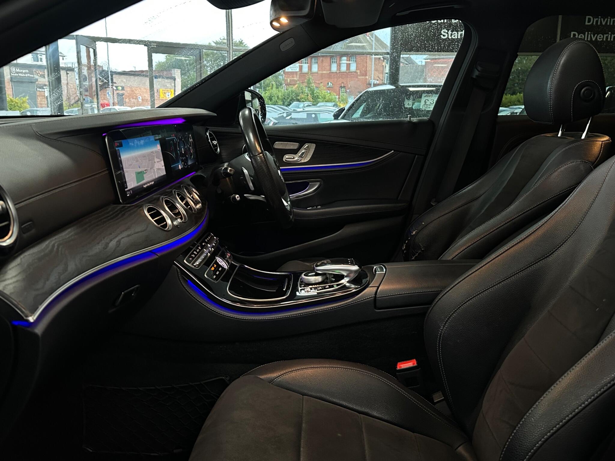 Mercedes-Benz E Class view 40