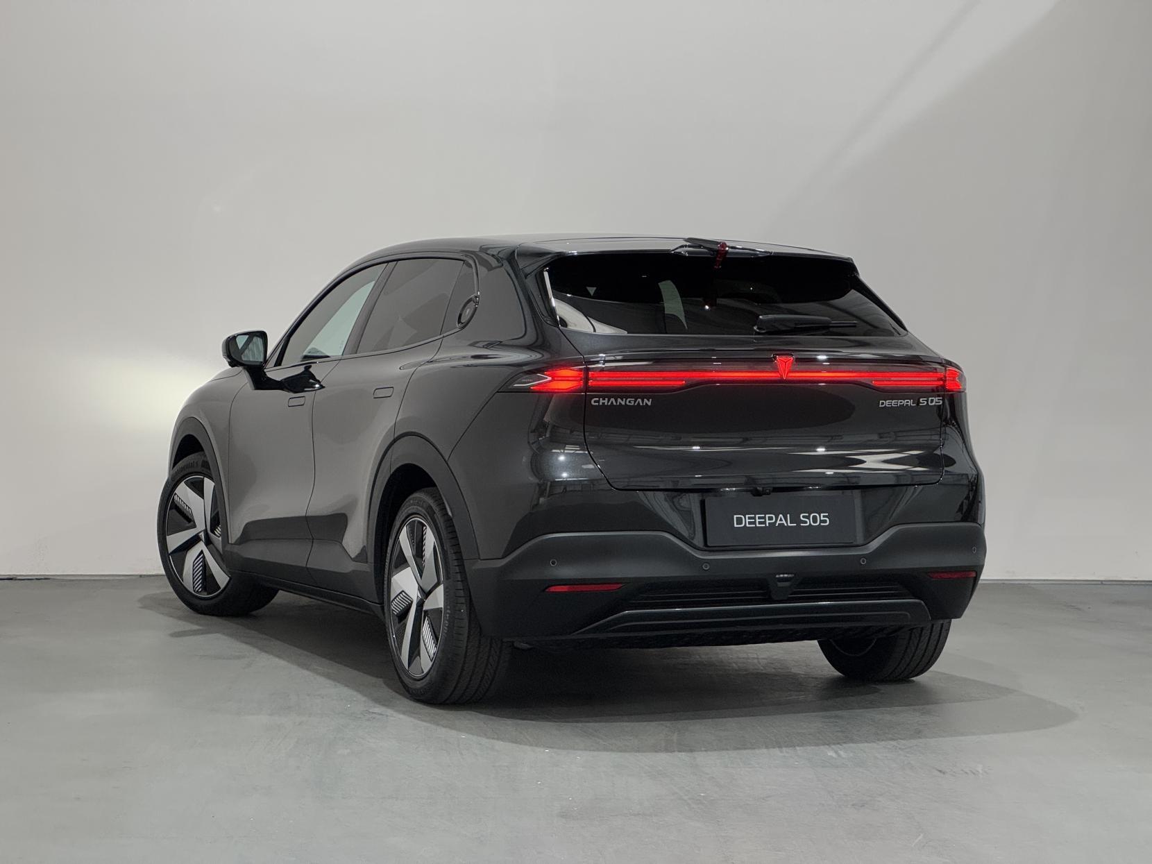 Changan Deepal S05 view 14
