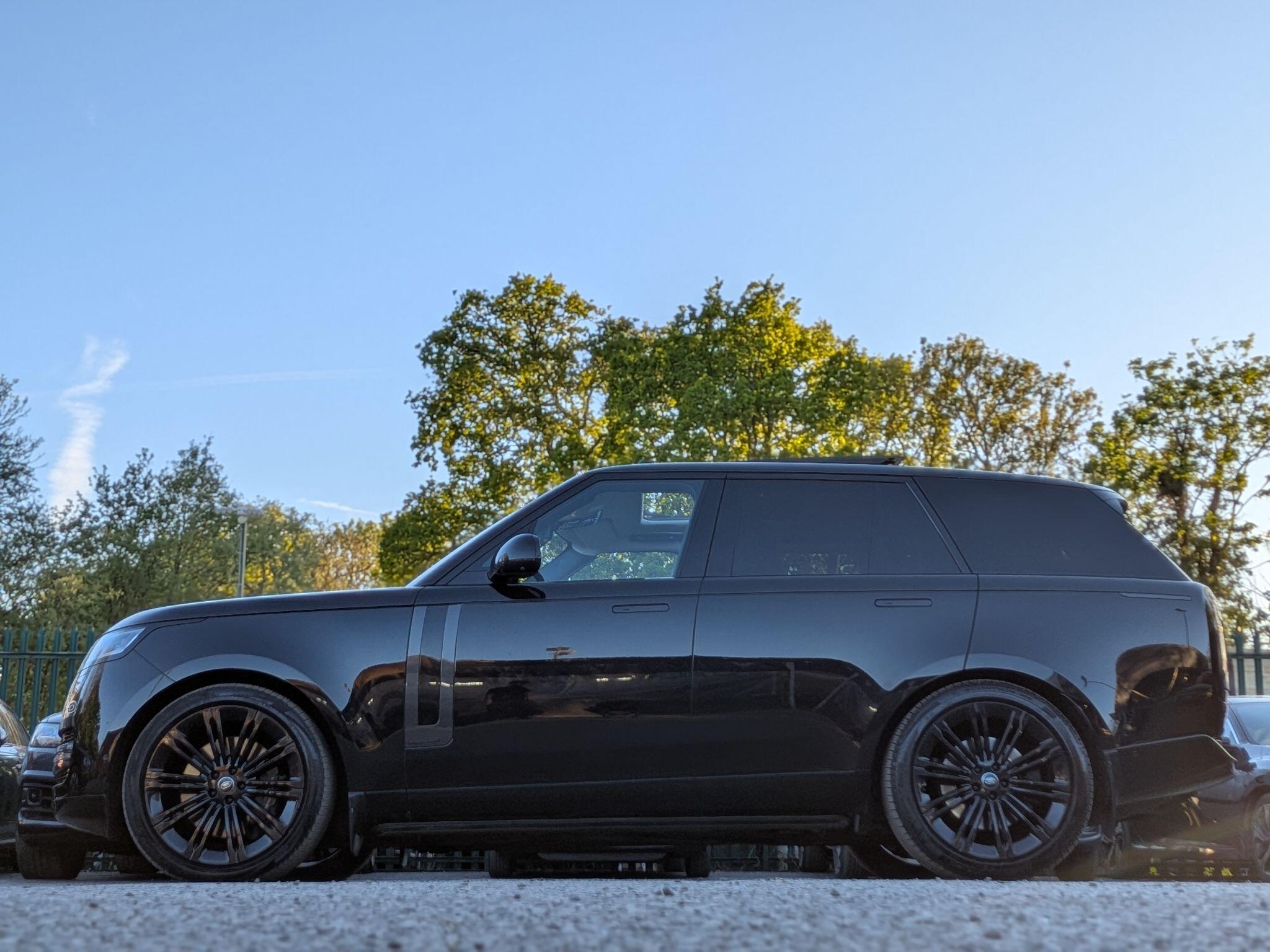 Land Rover Range Rover view 15