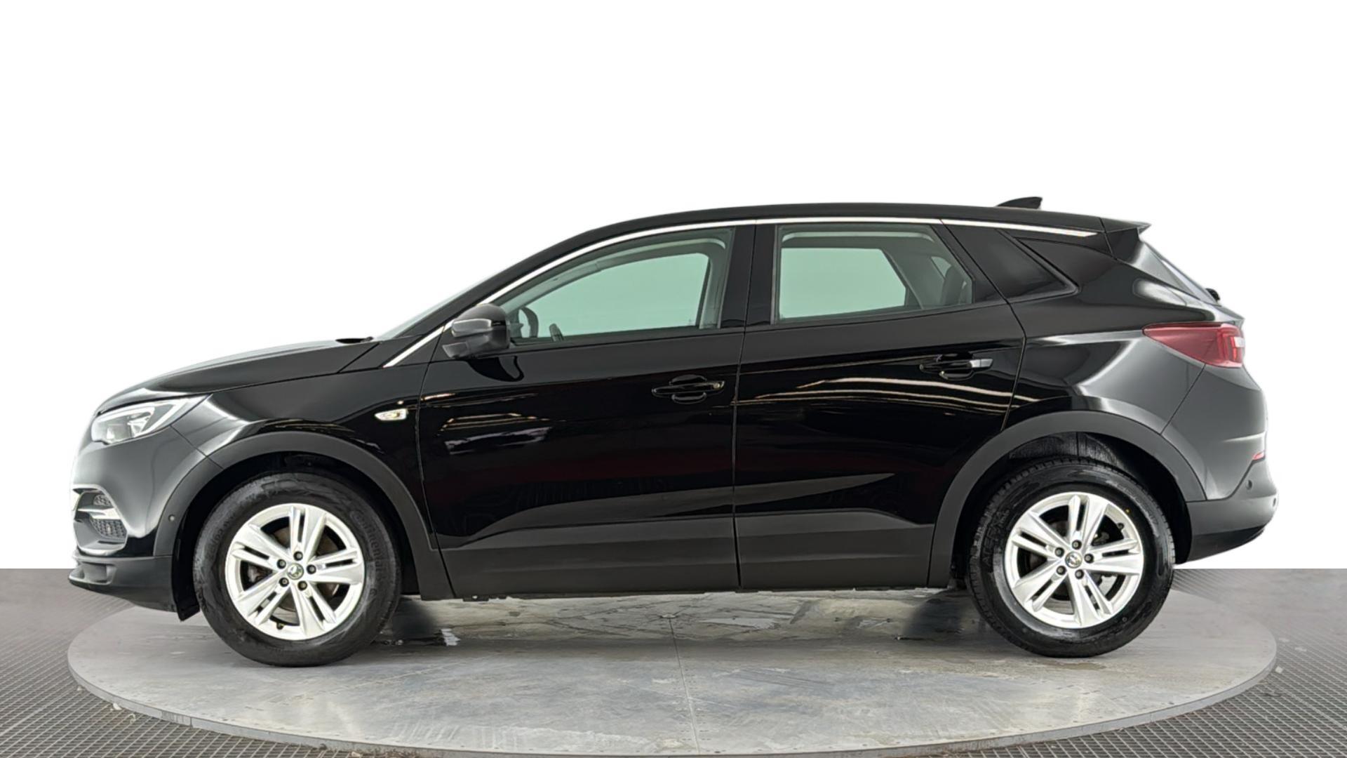 Vauxhall Grandland X view 7
