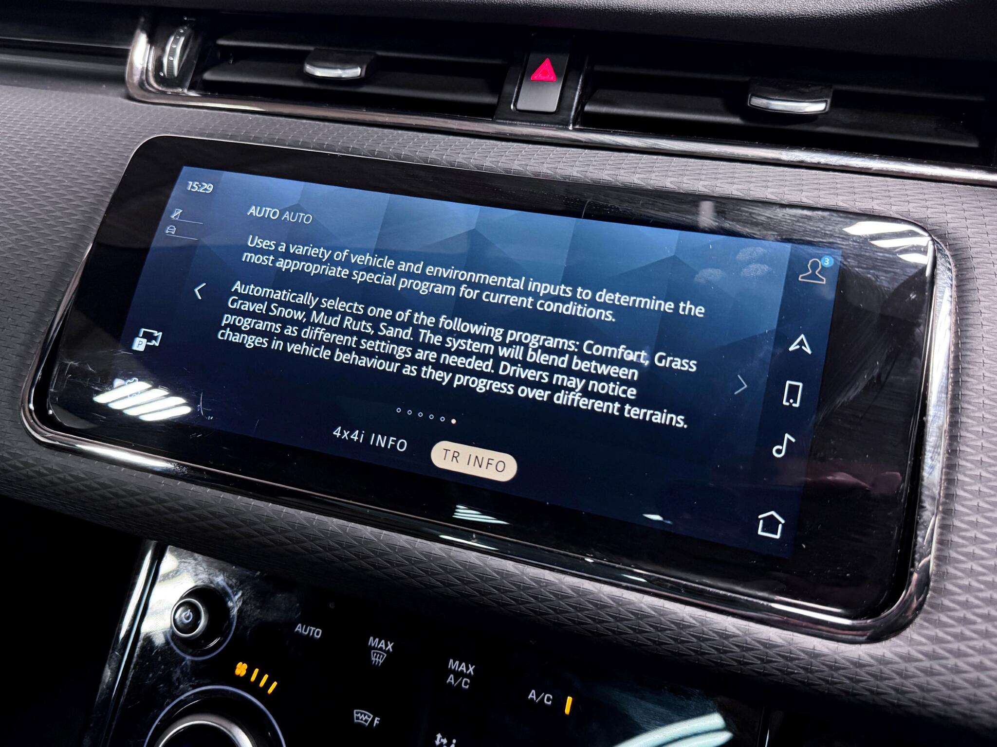 Land Rover Range Rover Evoque view 48