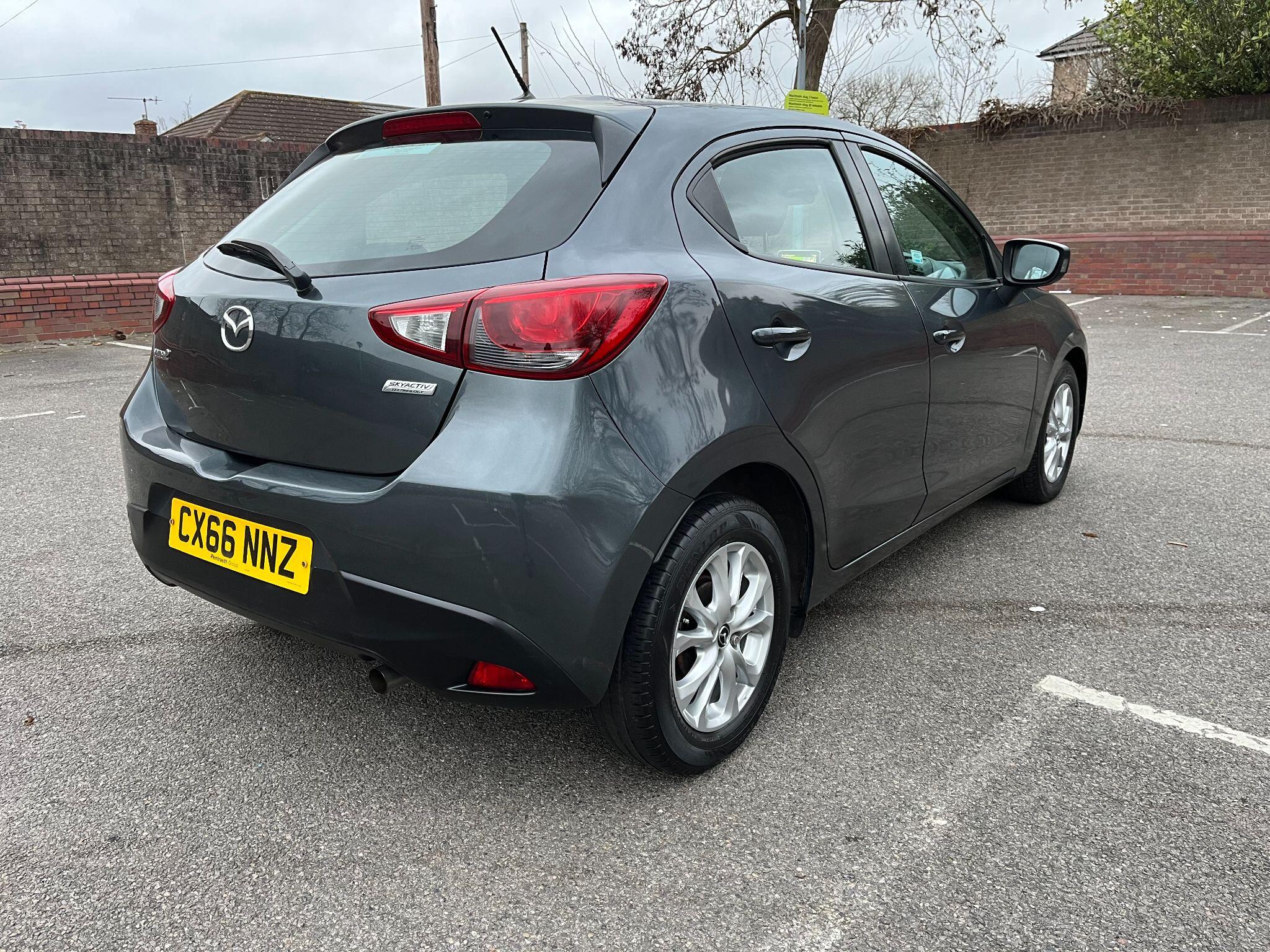 Mazda Skyactiv-G view 7