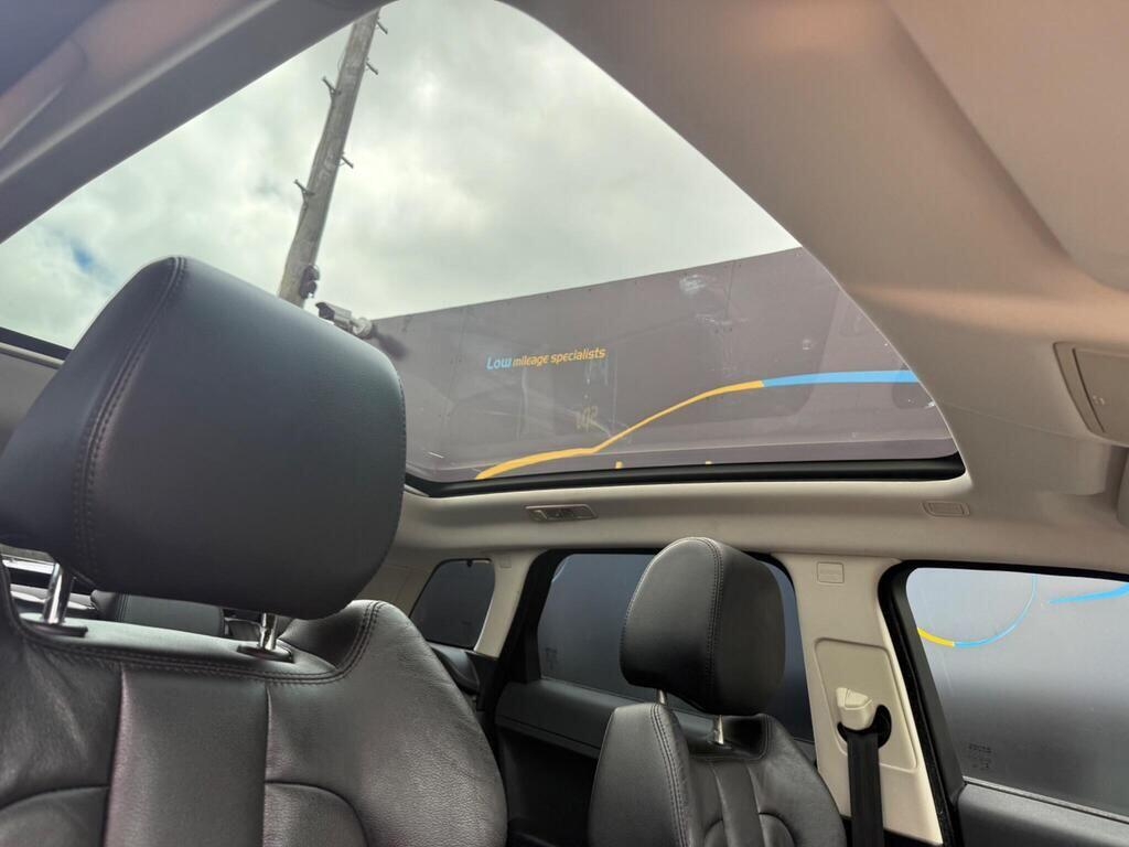Land Rover Range Rover Evoque view 26