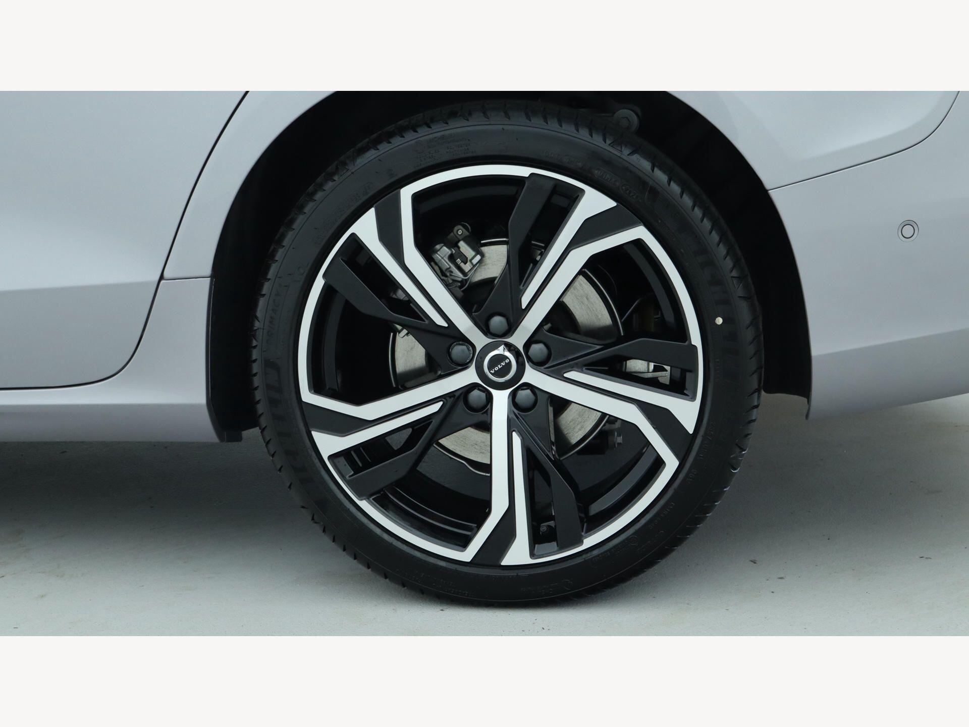 Volvo V60 view 12