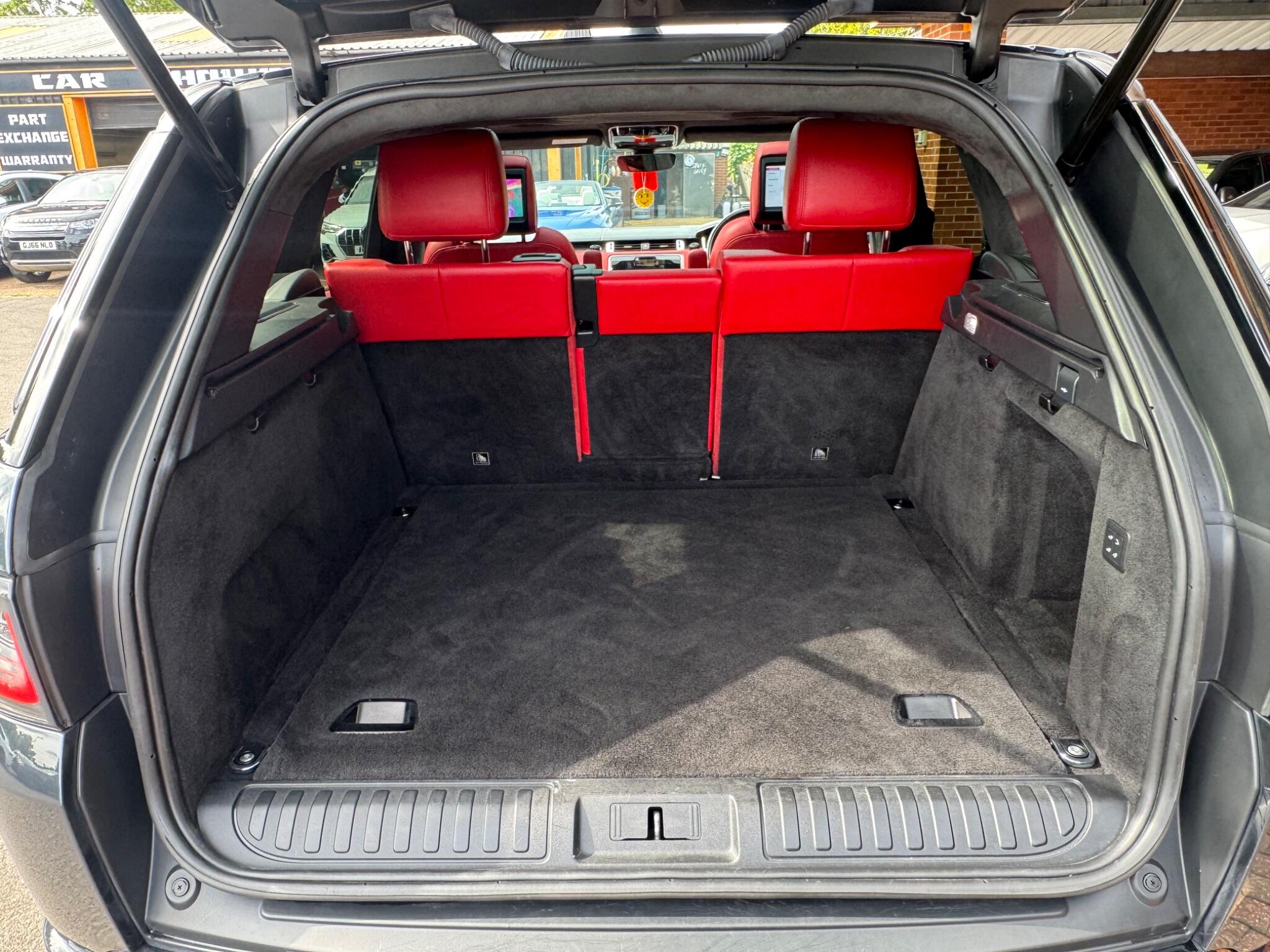 Land Rover Range Rover Sport view 15