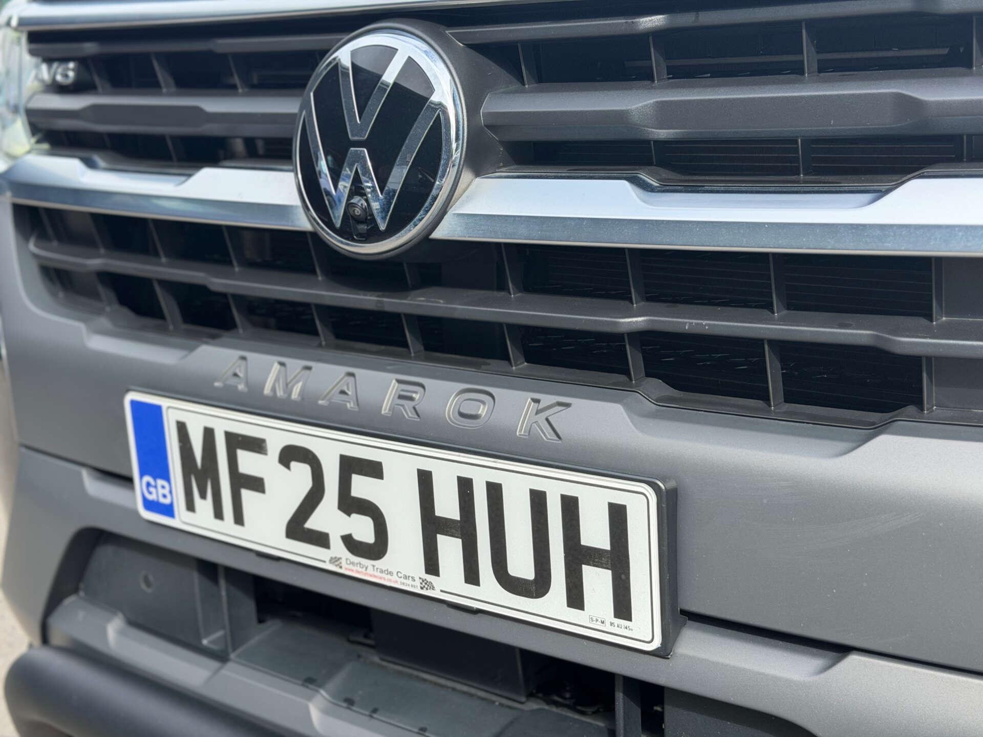 Volkswagen Amarok view 21