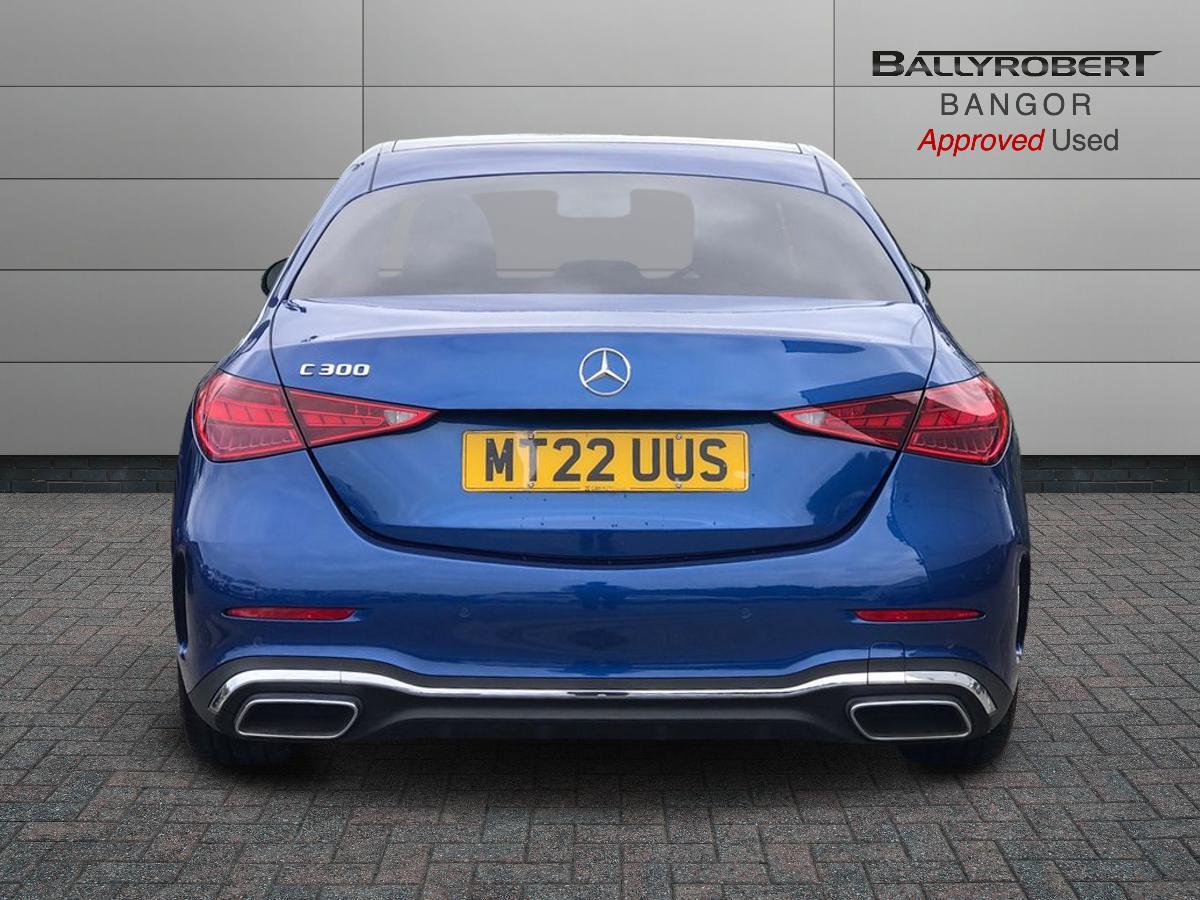 Mercedes-Benz C-Class view 11