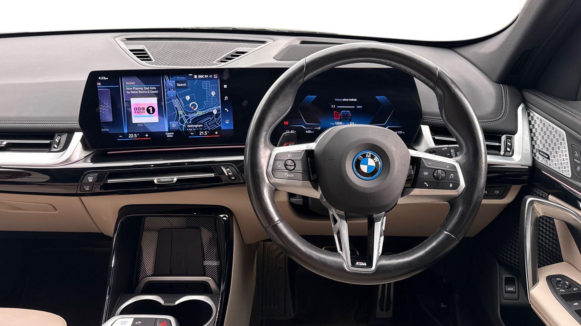 BMW Ix1 view 5