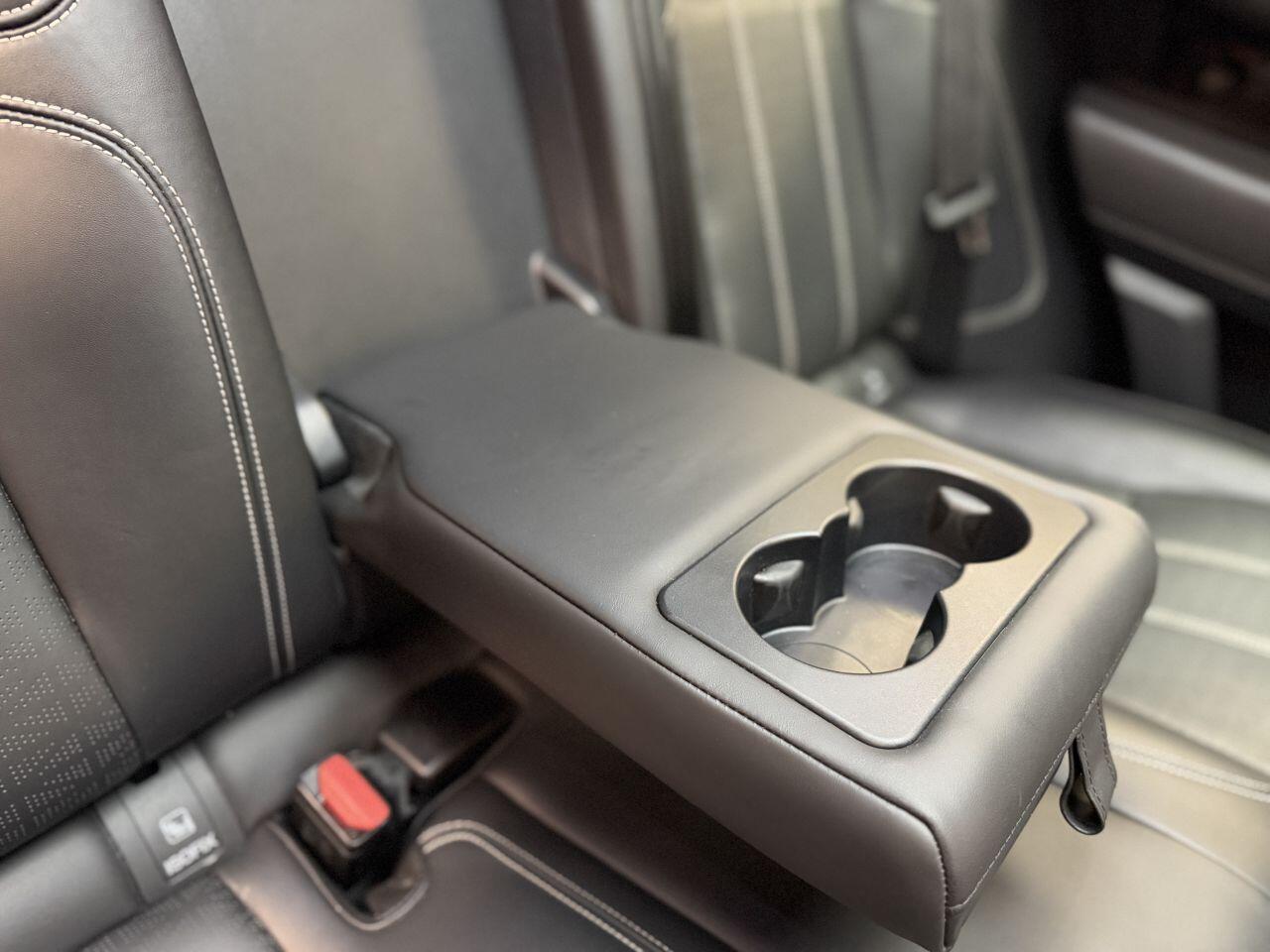 Land Rover Range Rover Velar view 44