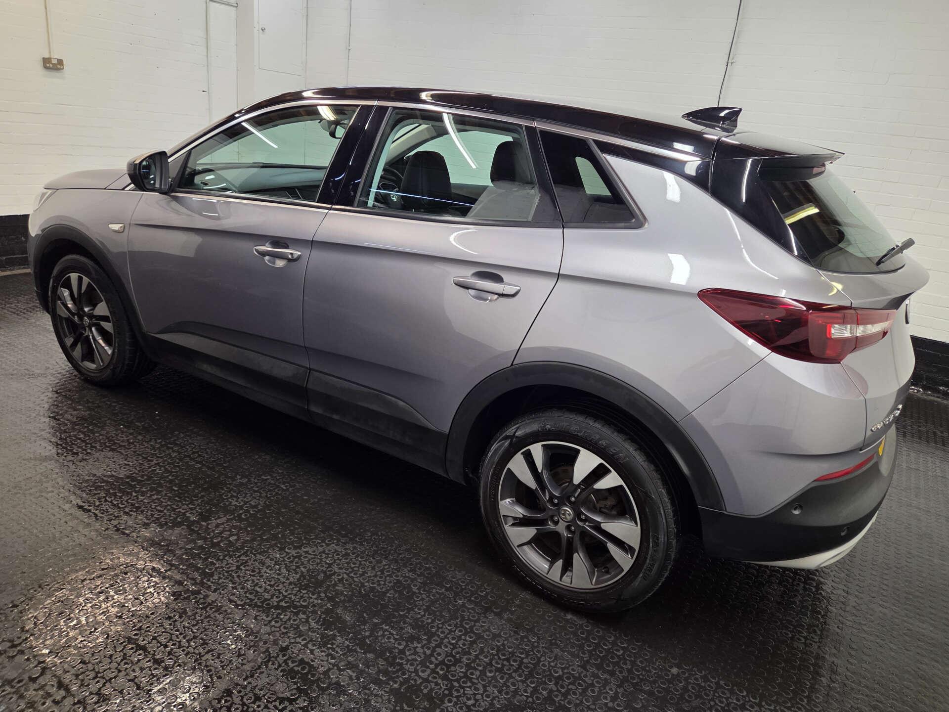 Vauxhall Grandland X view 31