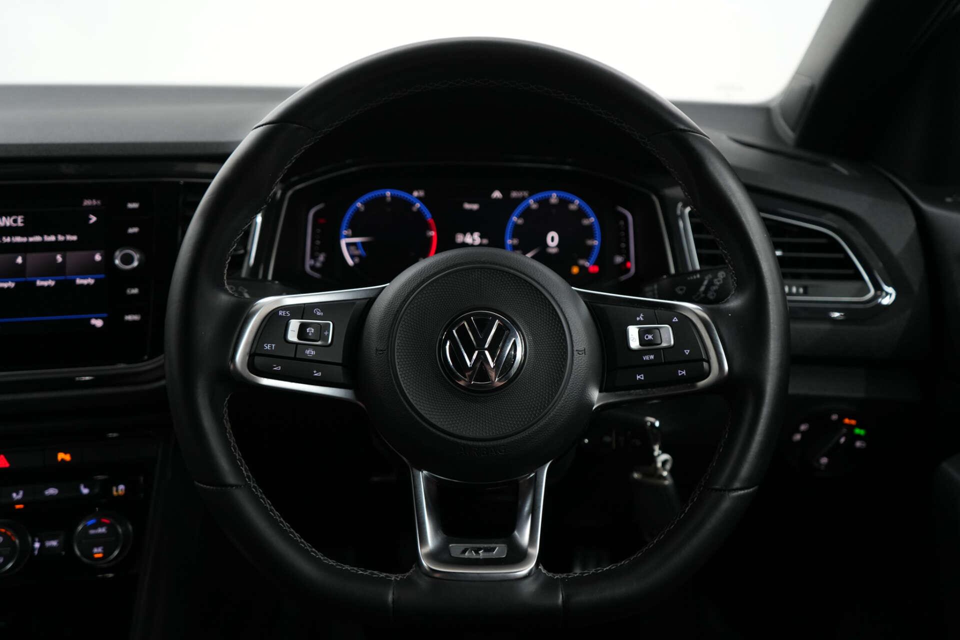 Volkswagen T-Roc view 40