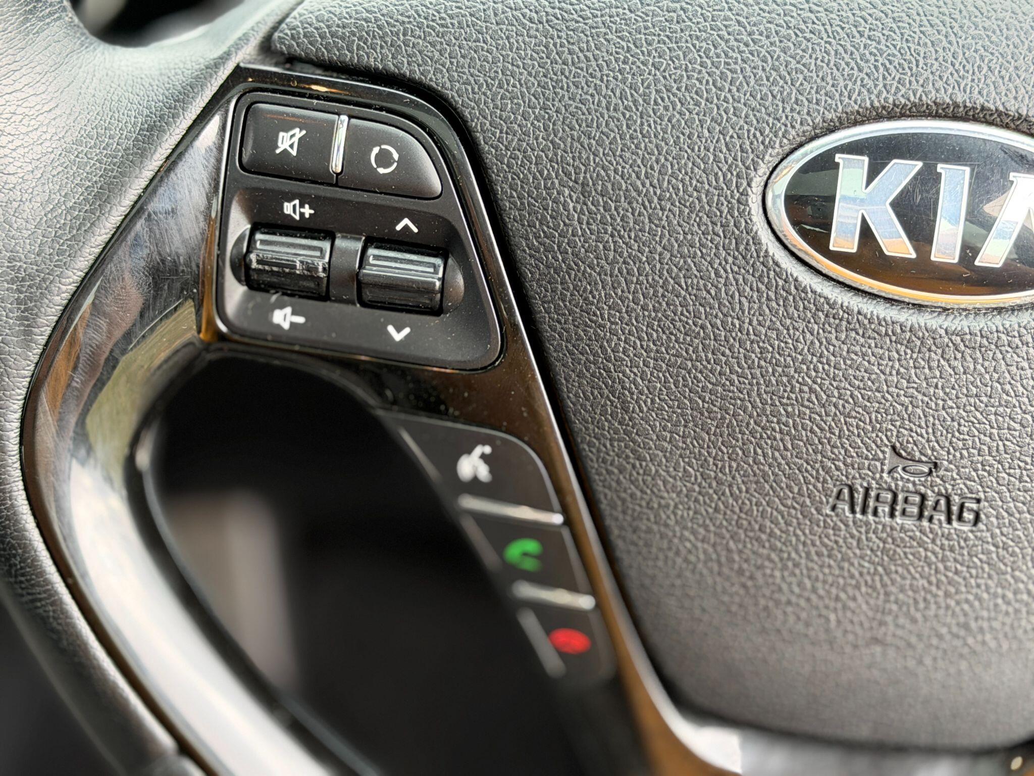 Kia Ceed view 38