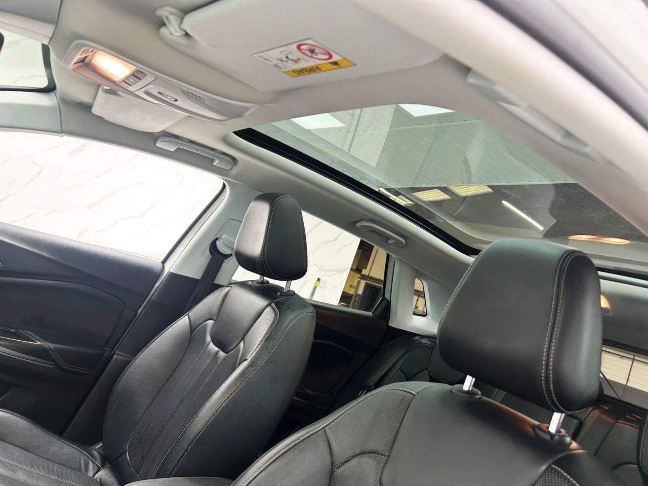 Vauxhall Grandland X view 14