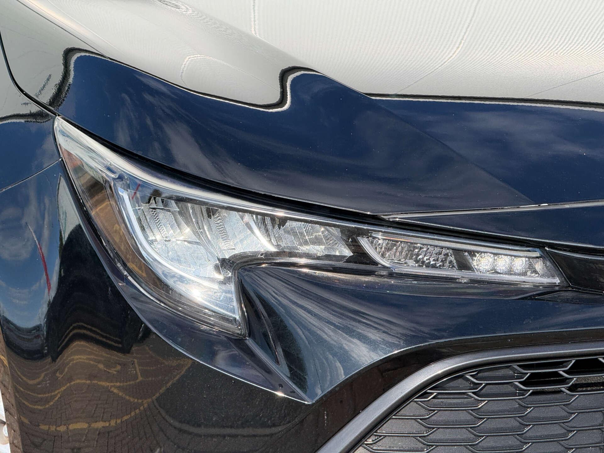 Toyota Corolla view 9