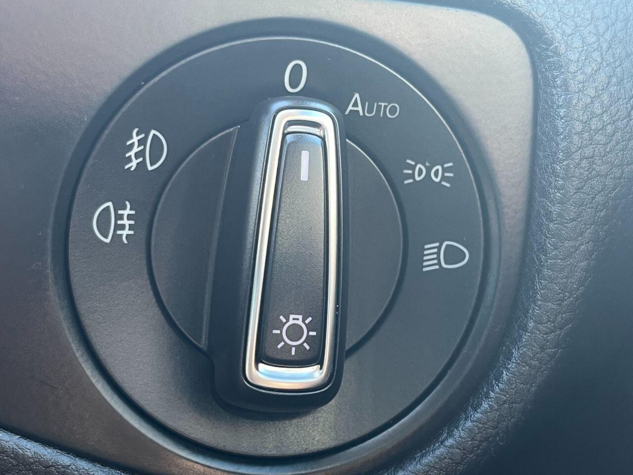 Volkswagen Golf view 27