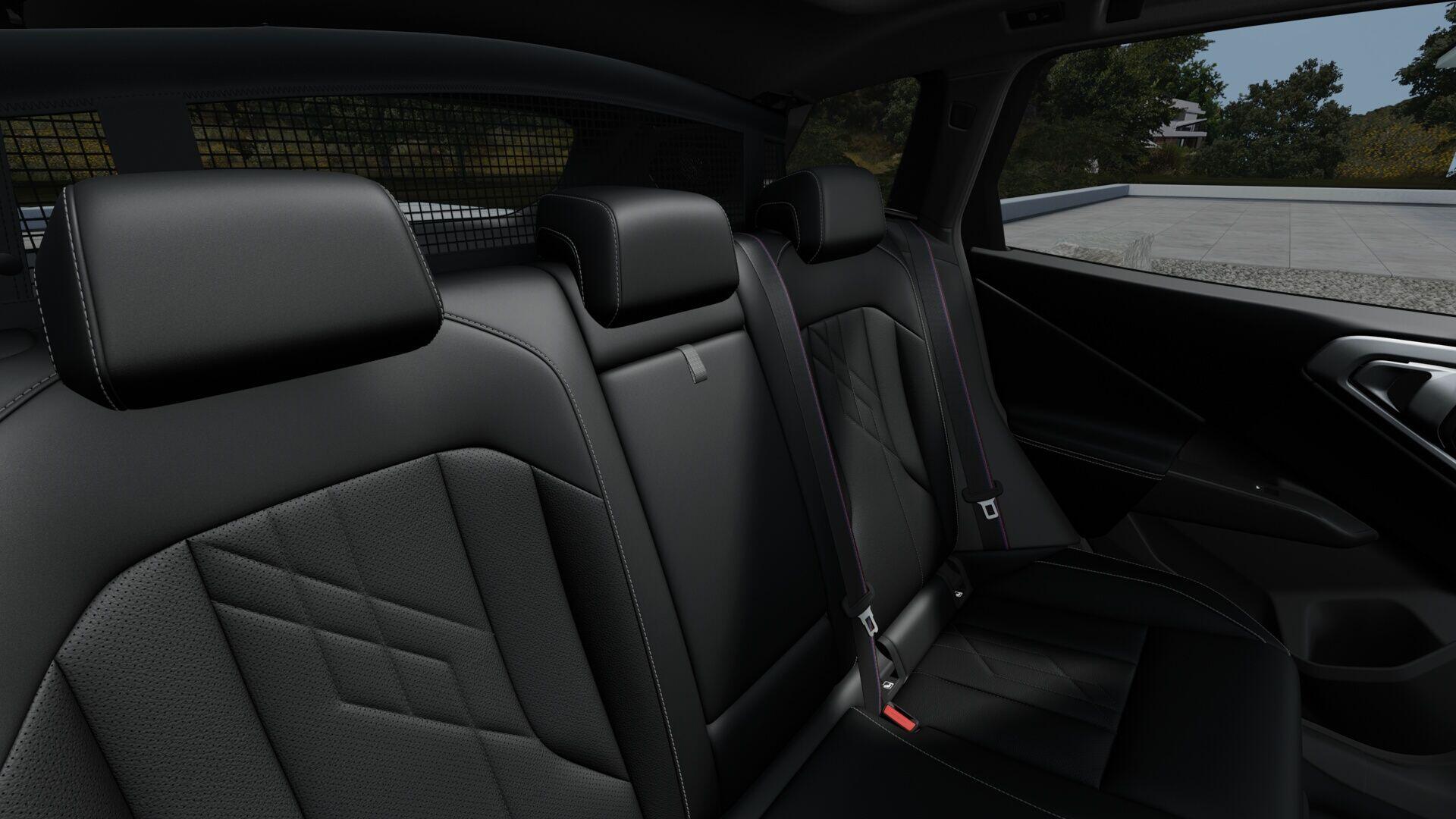 BMW X3 view 11