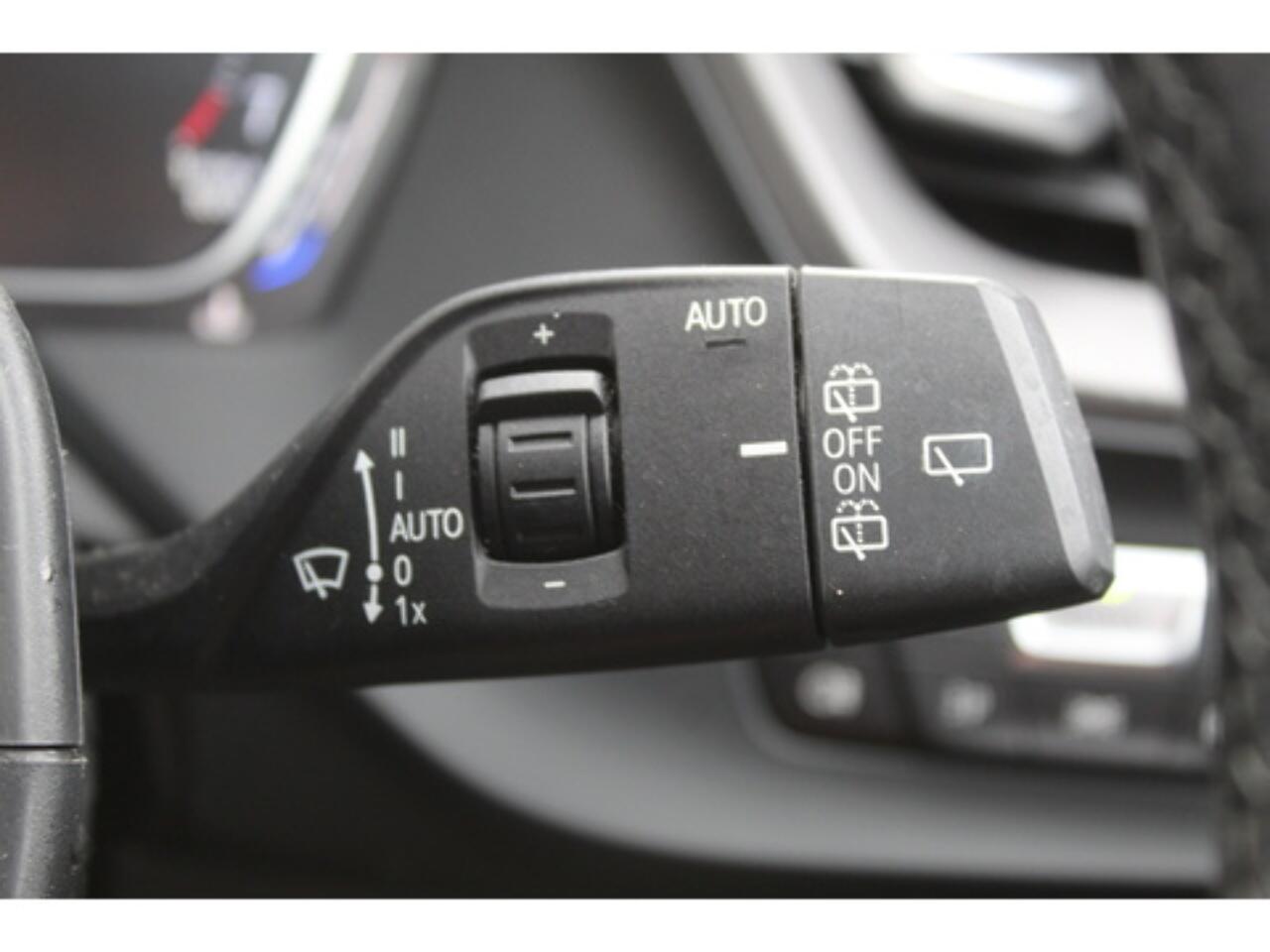 BMW 1 Series view 28