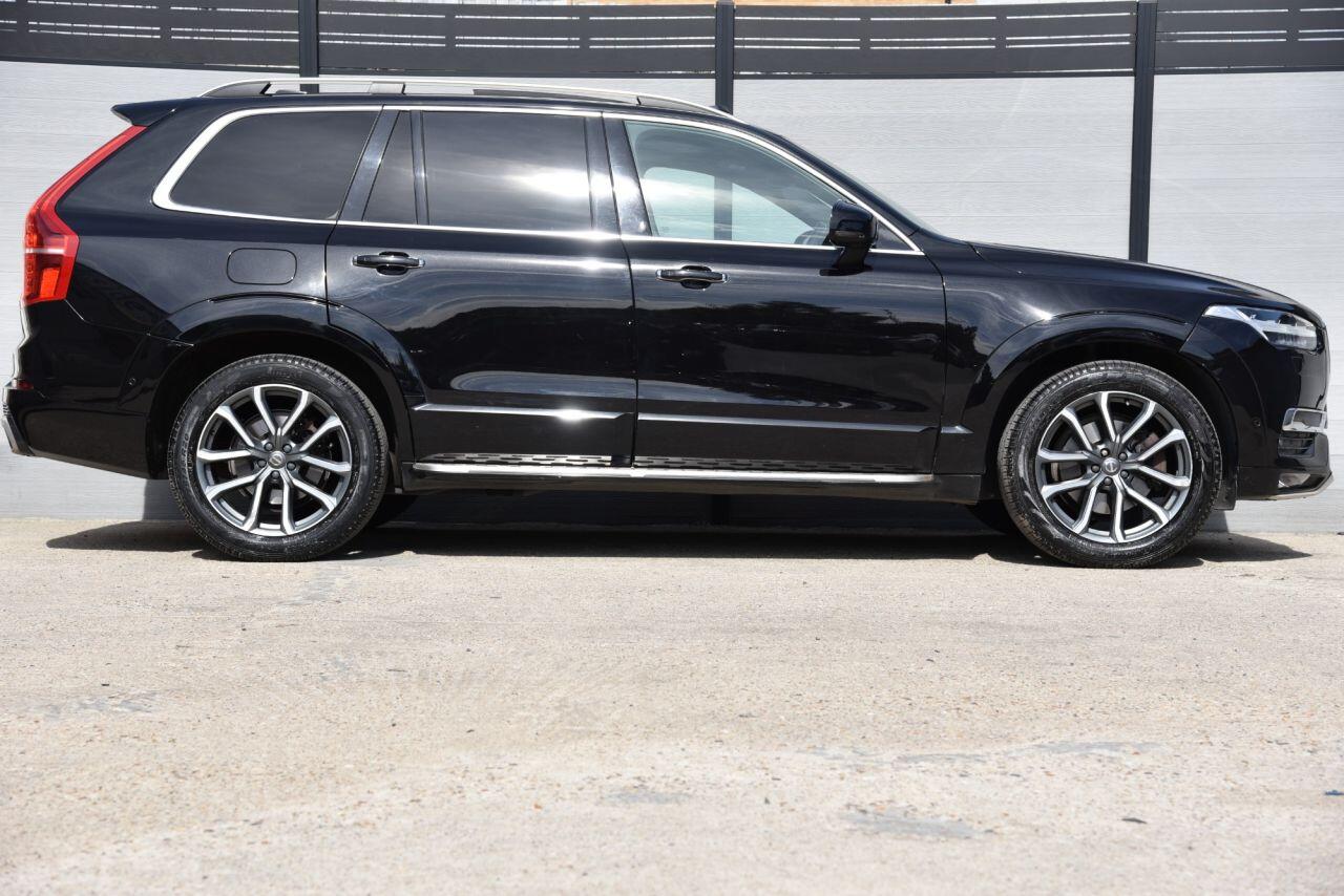Volvo XC90 view 7
