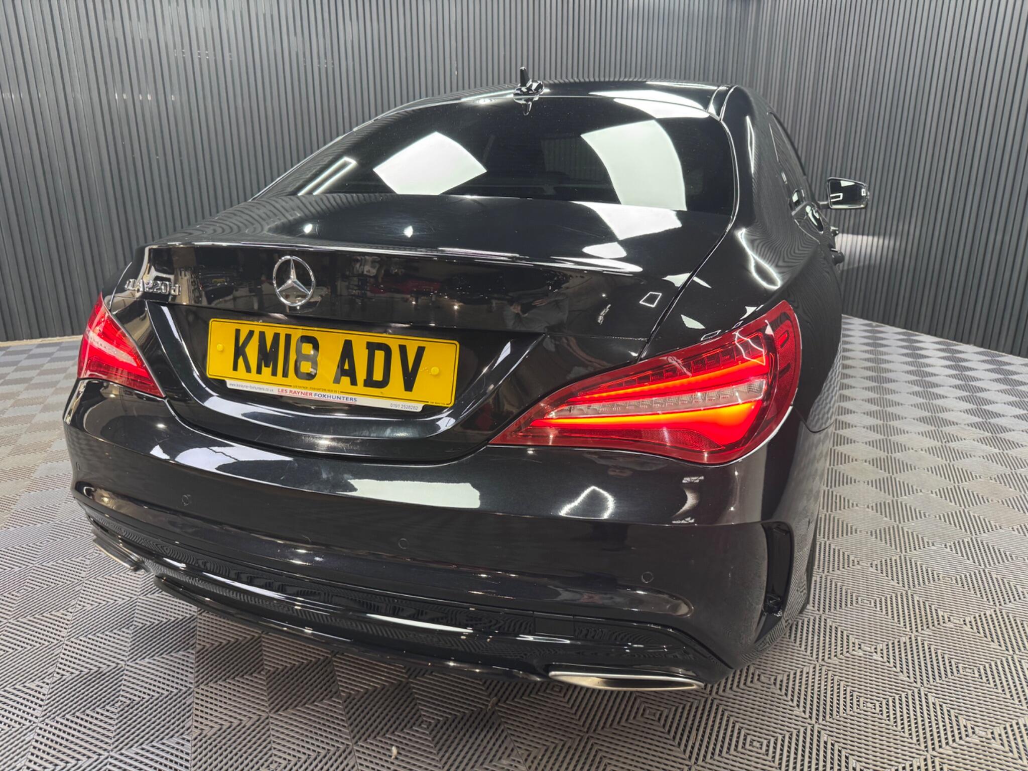 Mercedes-Benz Cla view 24