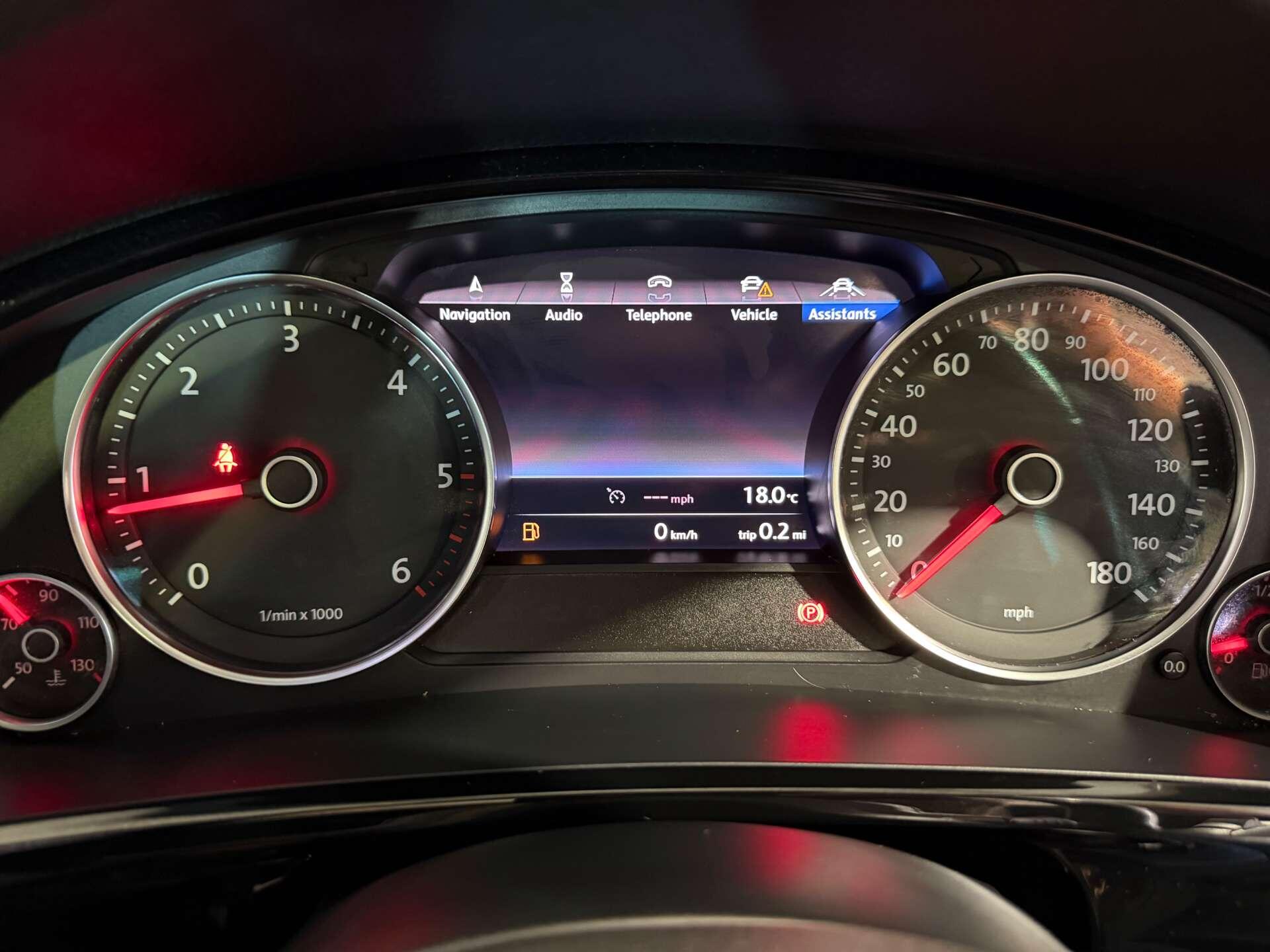 Volkswagen Touareg view 31