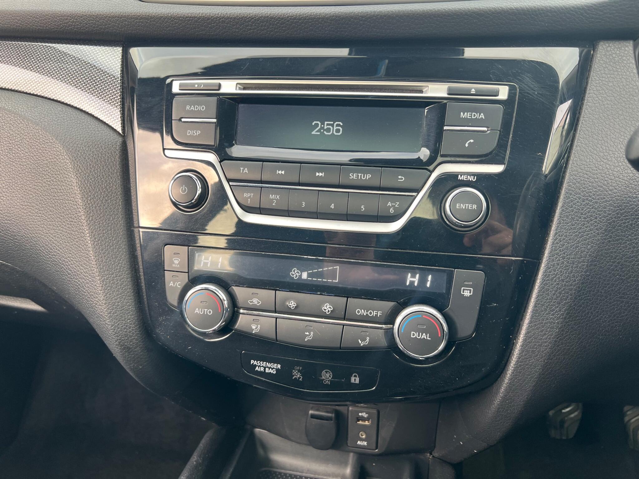 2016 Nissan X-Trail image 23