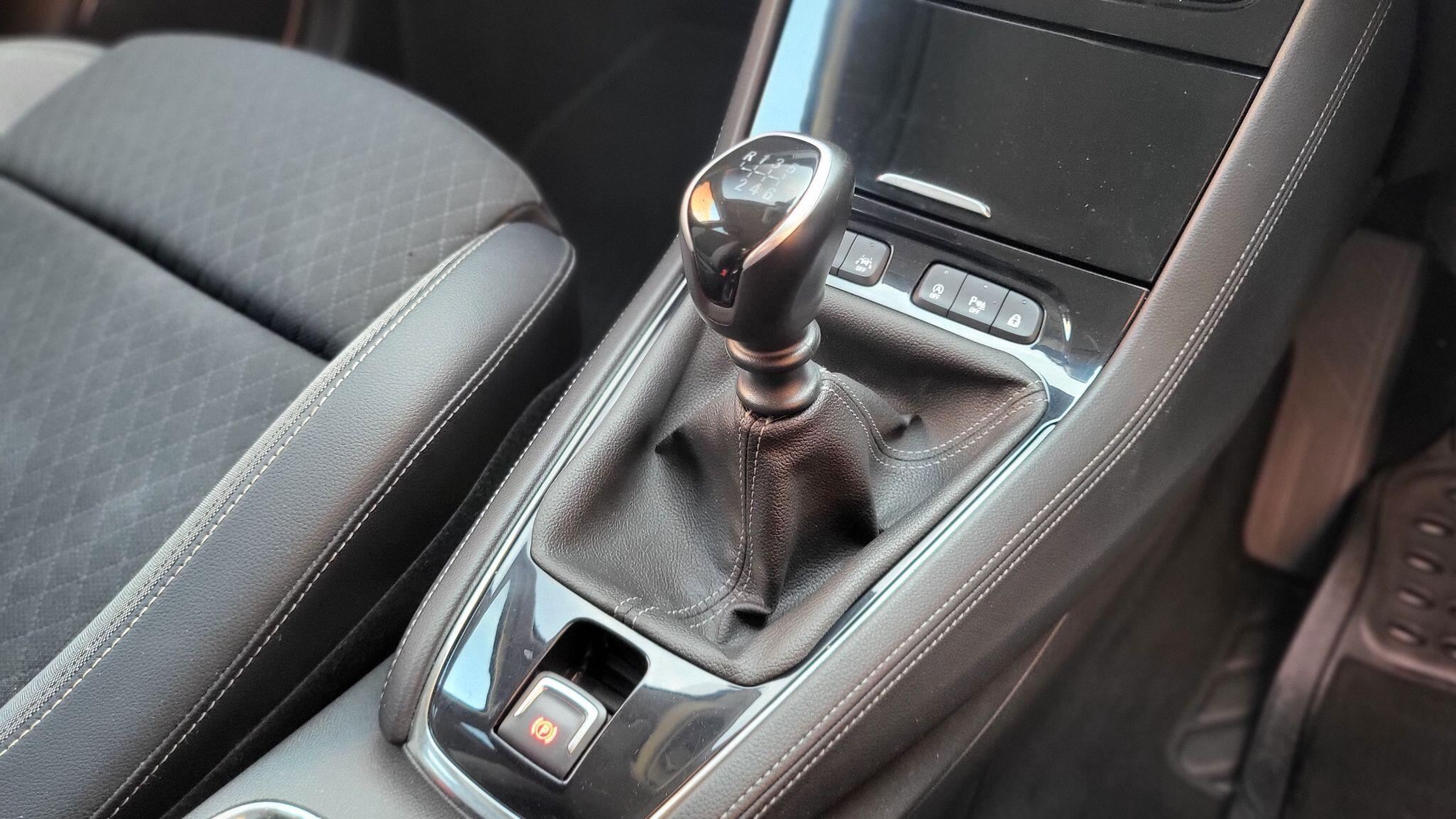 Vauxhall Grandland X view 14