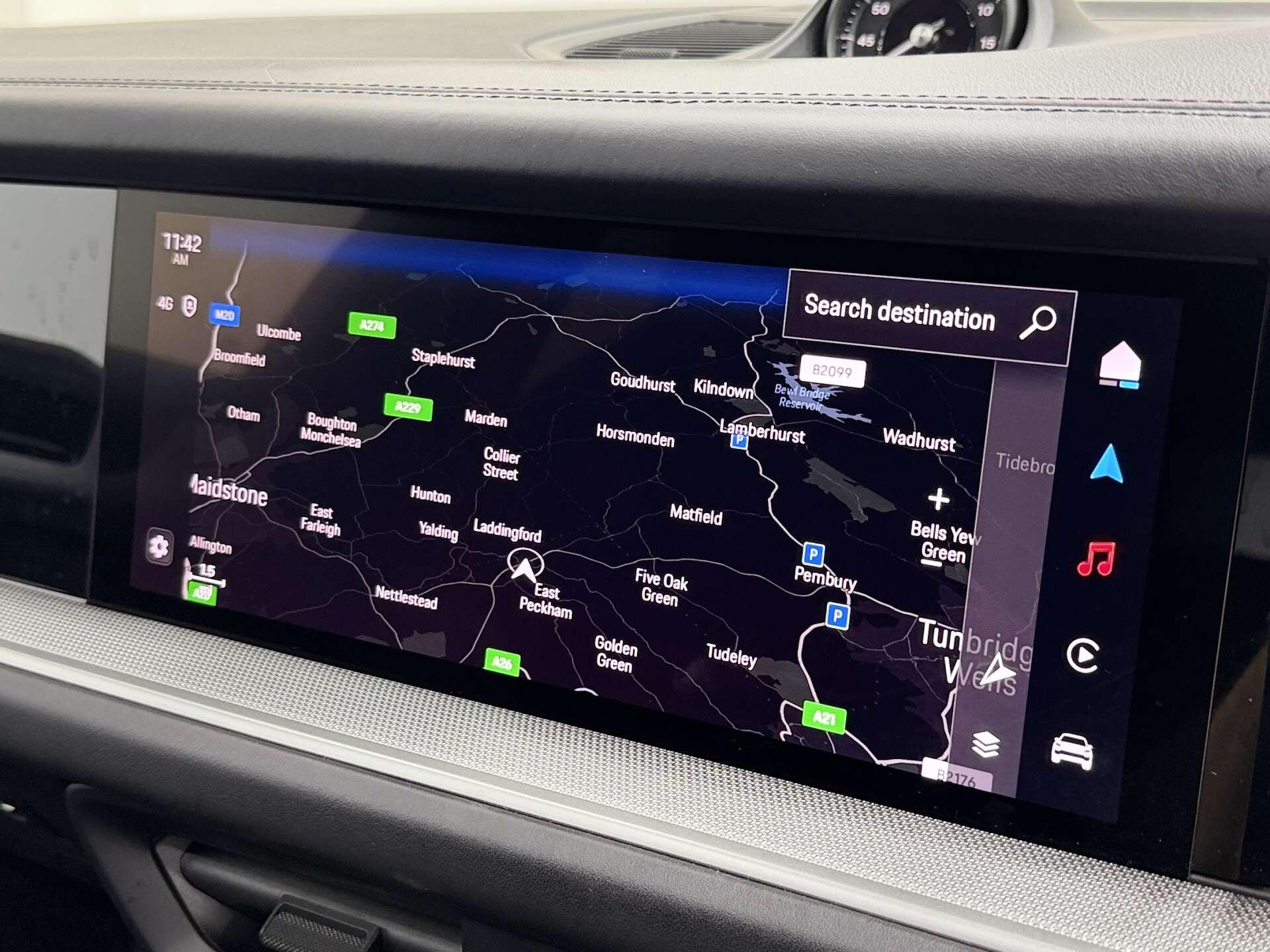 Porsche Cayenne view 53
