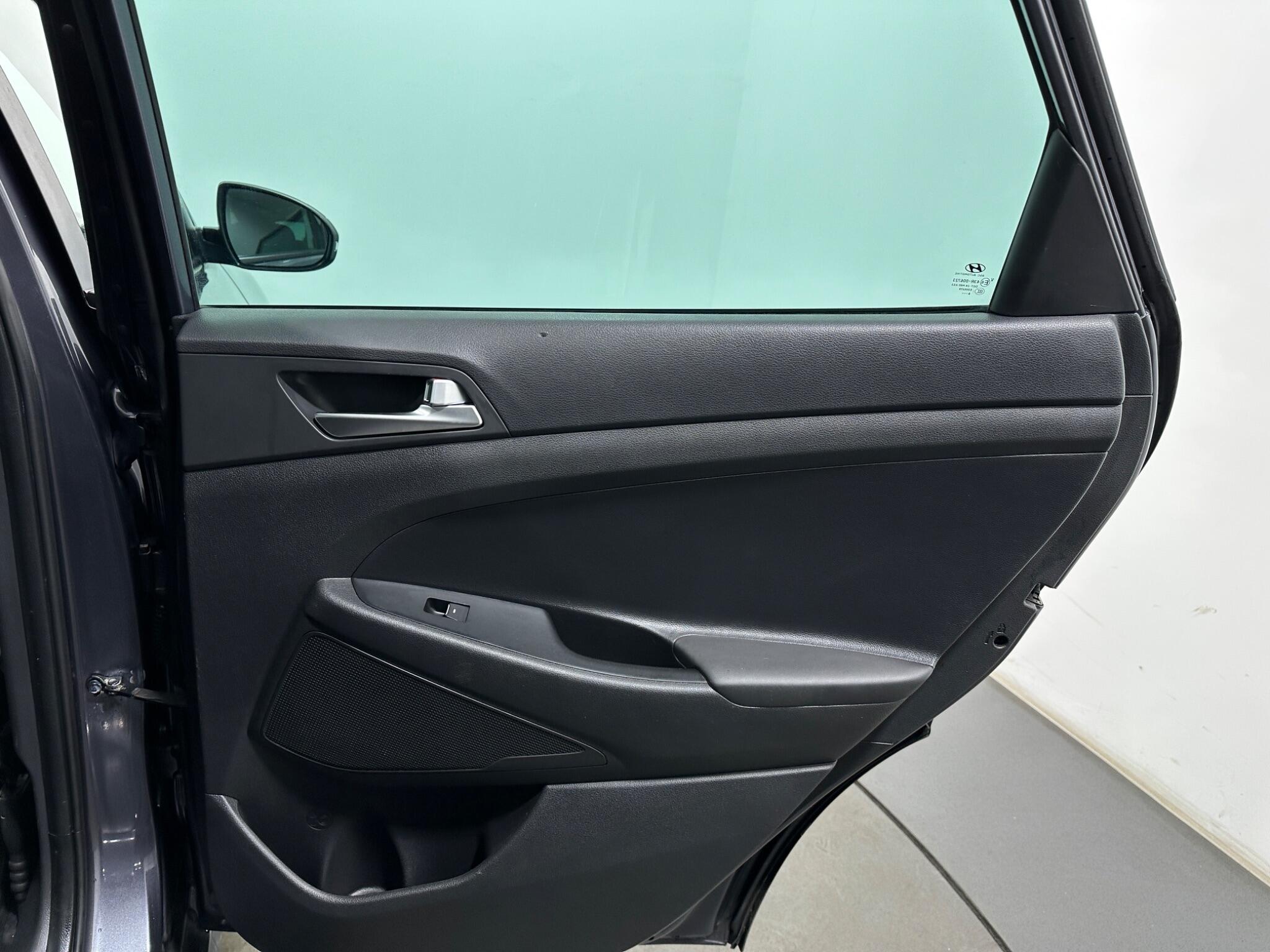 Hyundai Tucson view 43