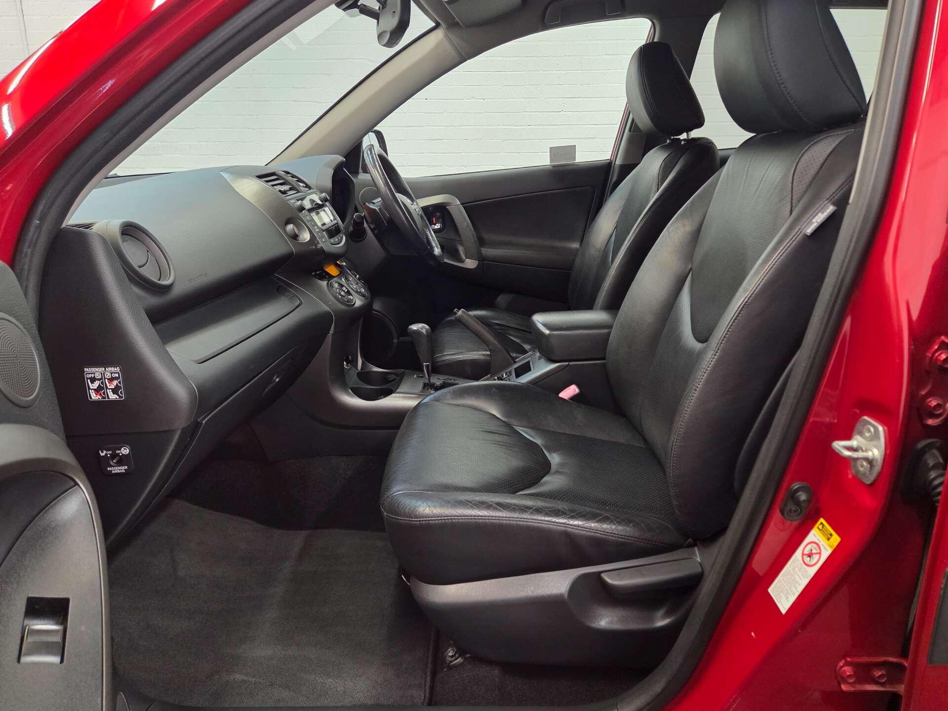 Toyota RAV4 view 20