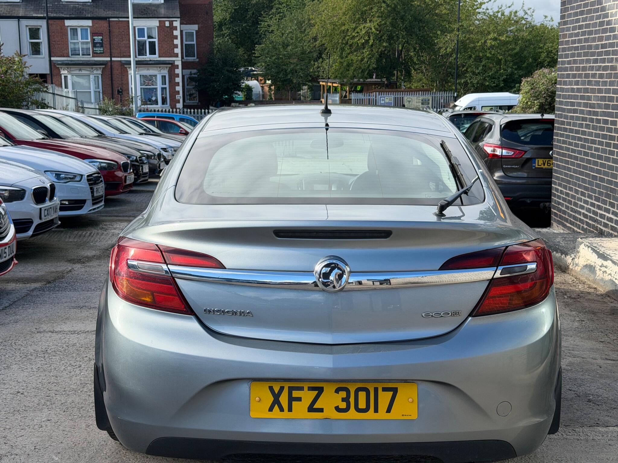 Vauxhall Insignia view 5