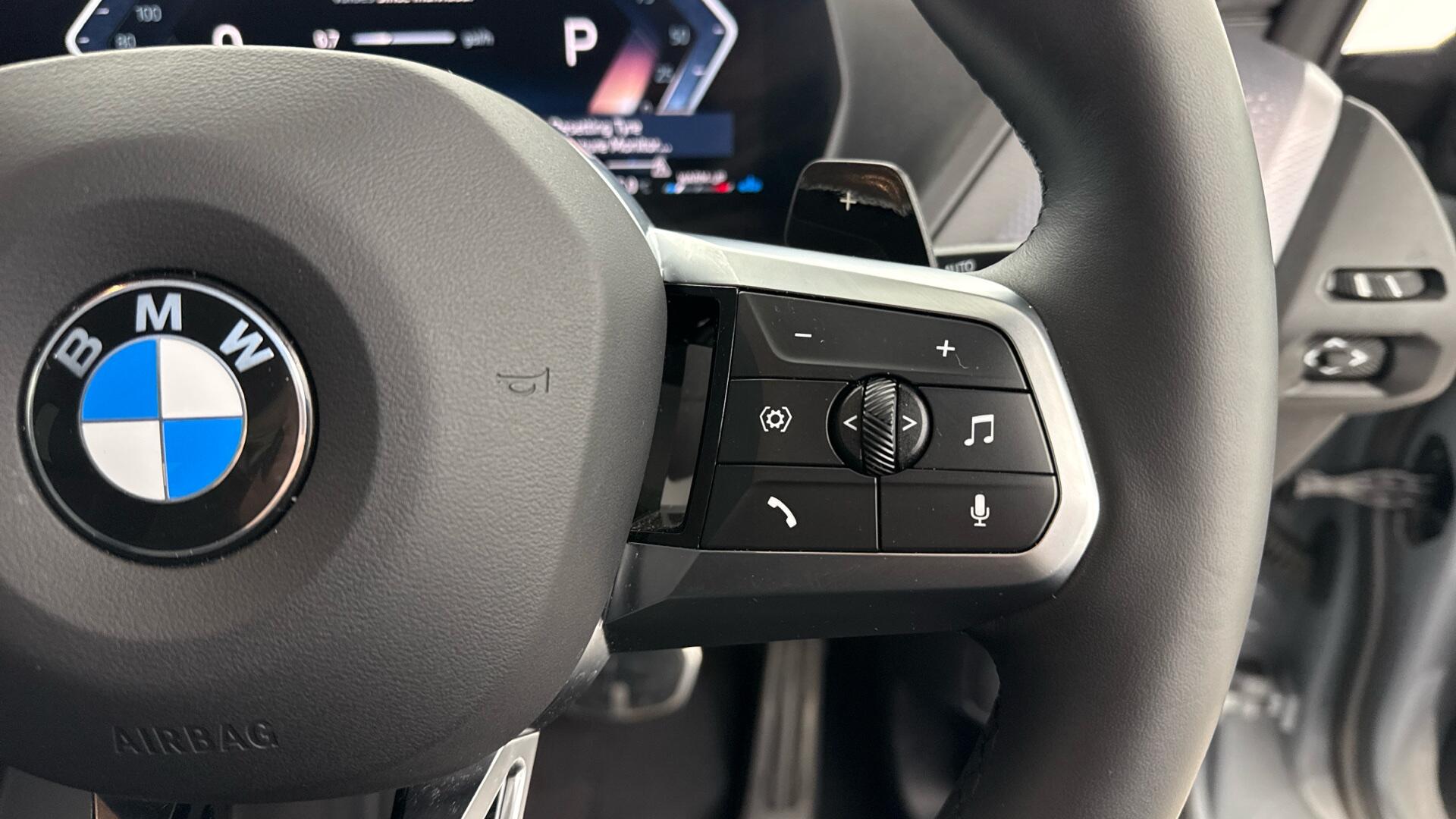 BMW 2 Series view 18