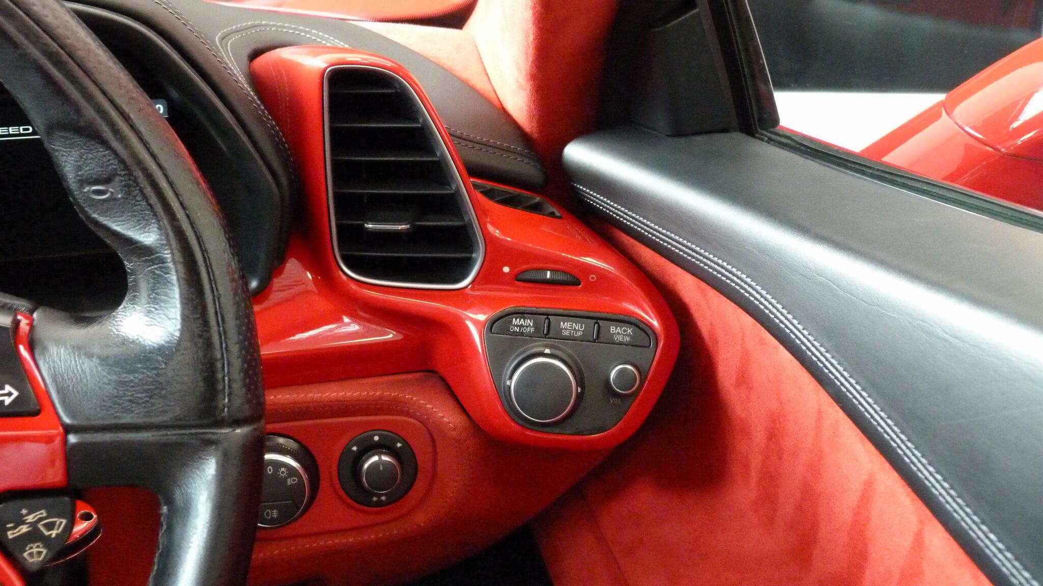 Ferrari 458 view 30