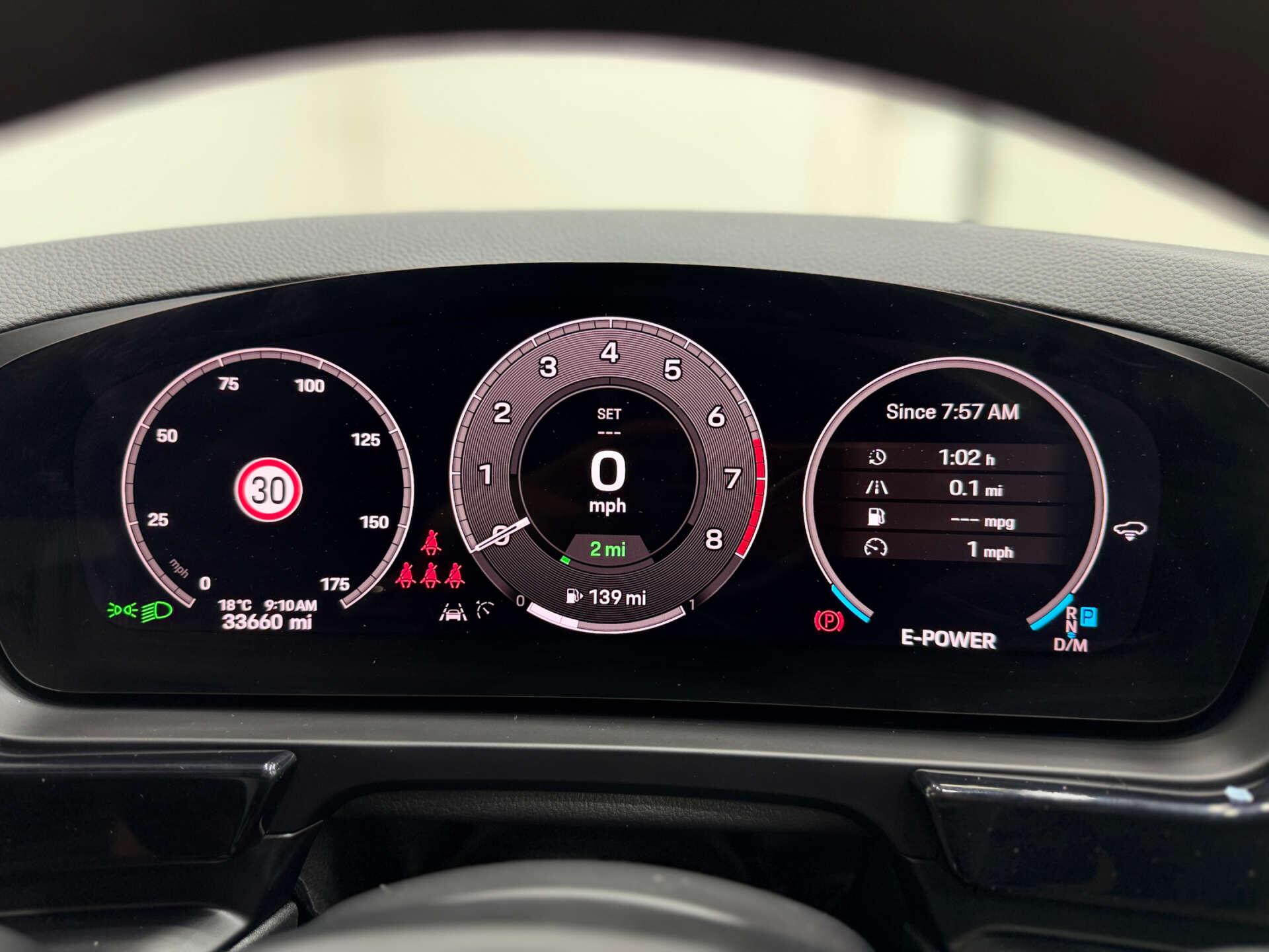 Porsche Cayenne view 21