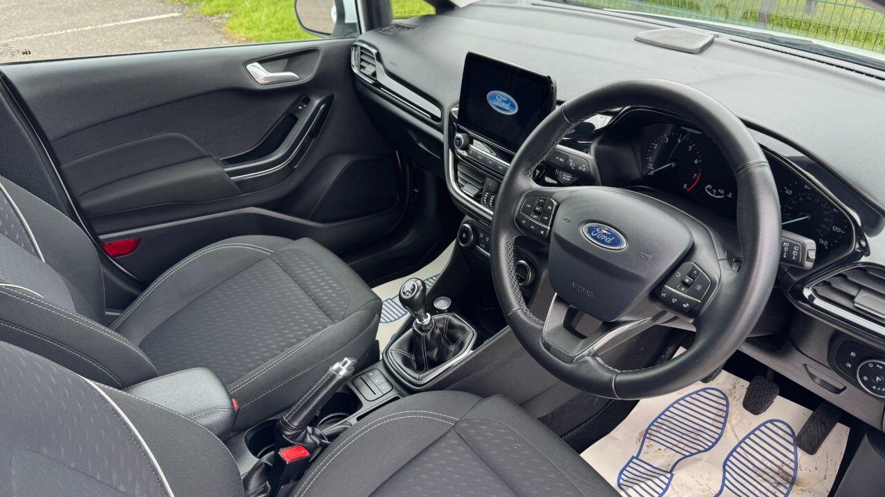 Ford Fiesta view 10