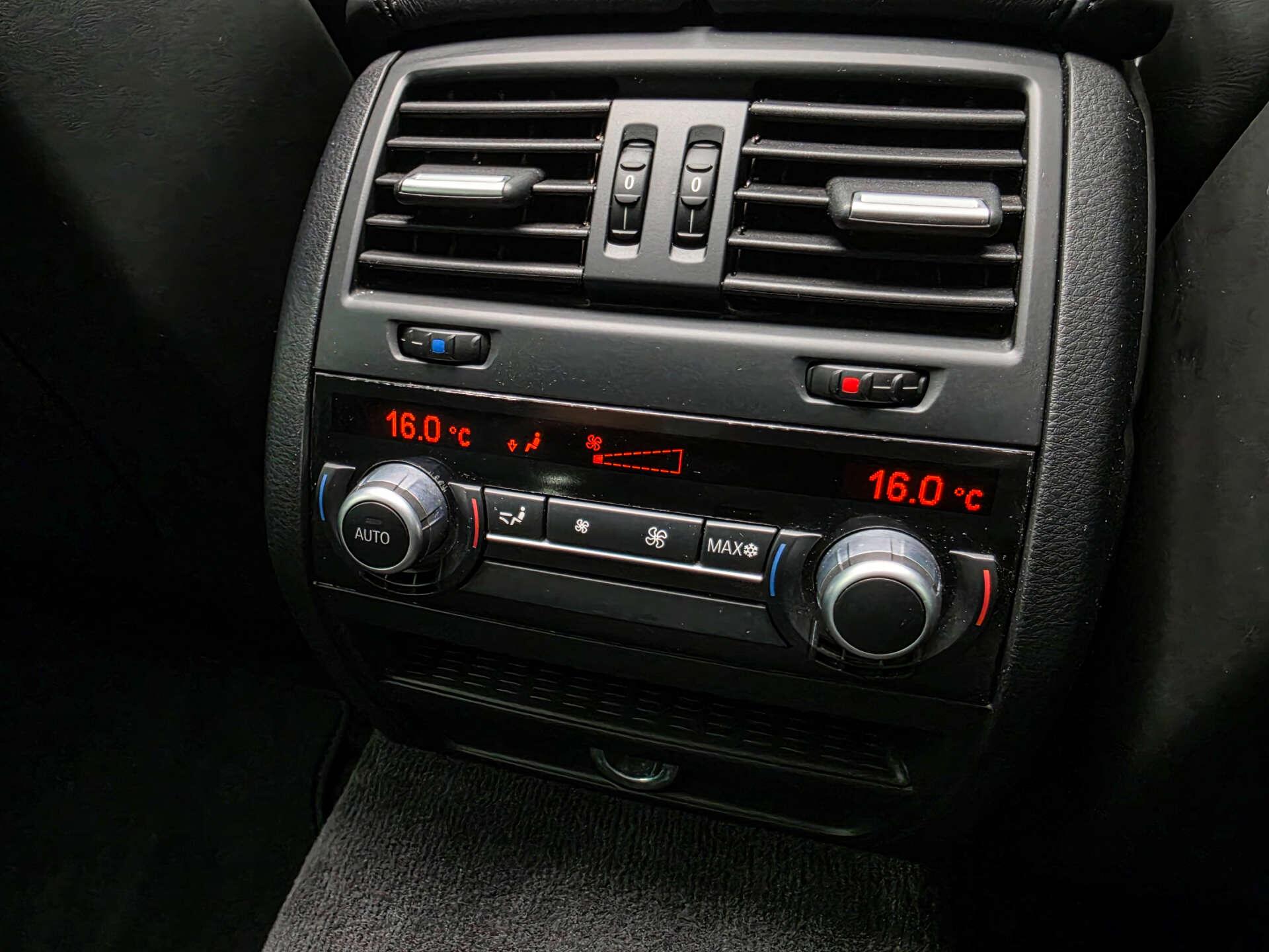 BMW M5 view 17