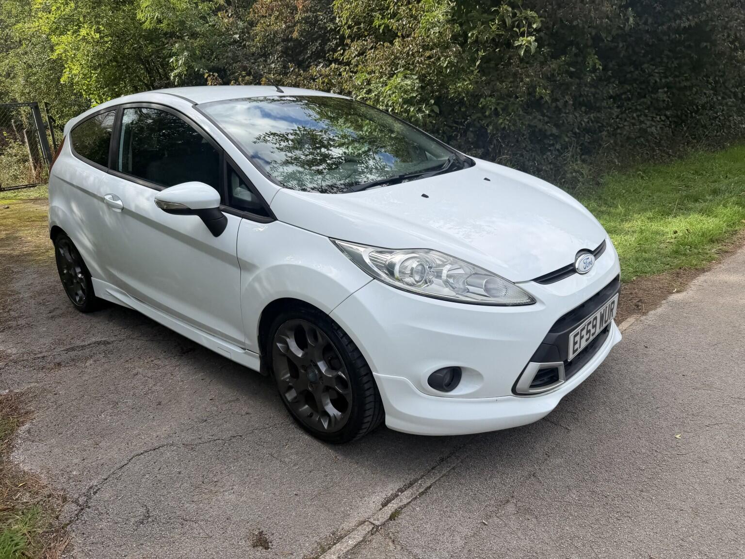 Ford Fiesta view 4