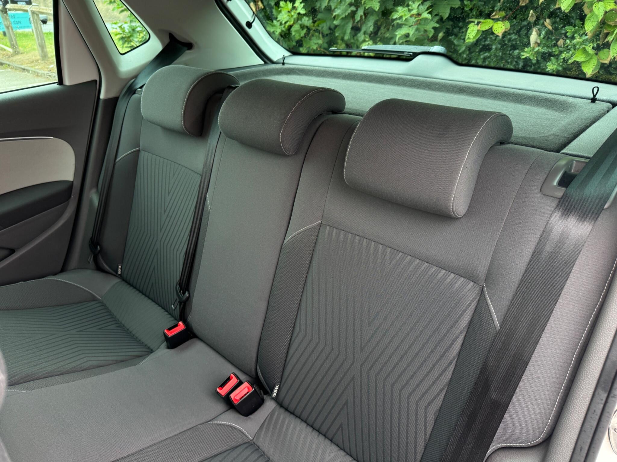 Volkswagen Polo view 28