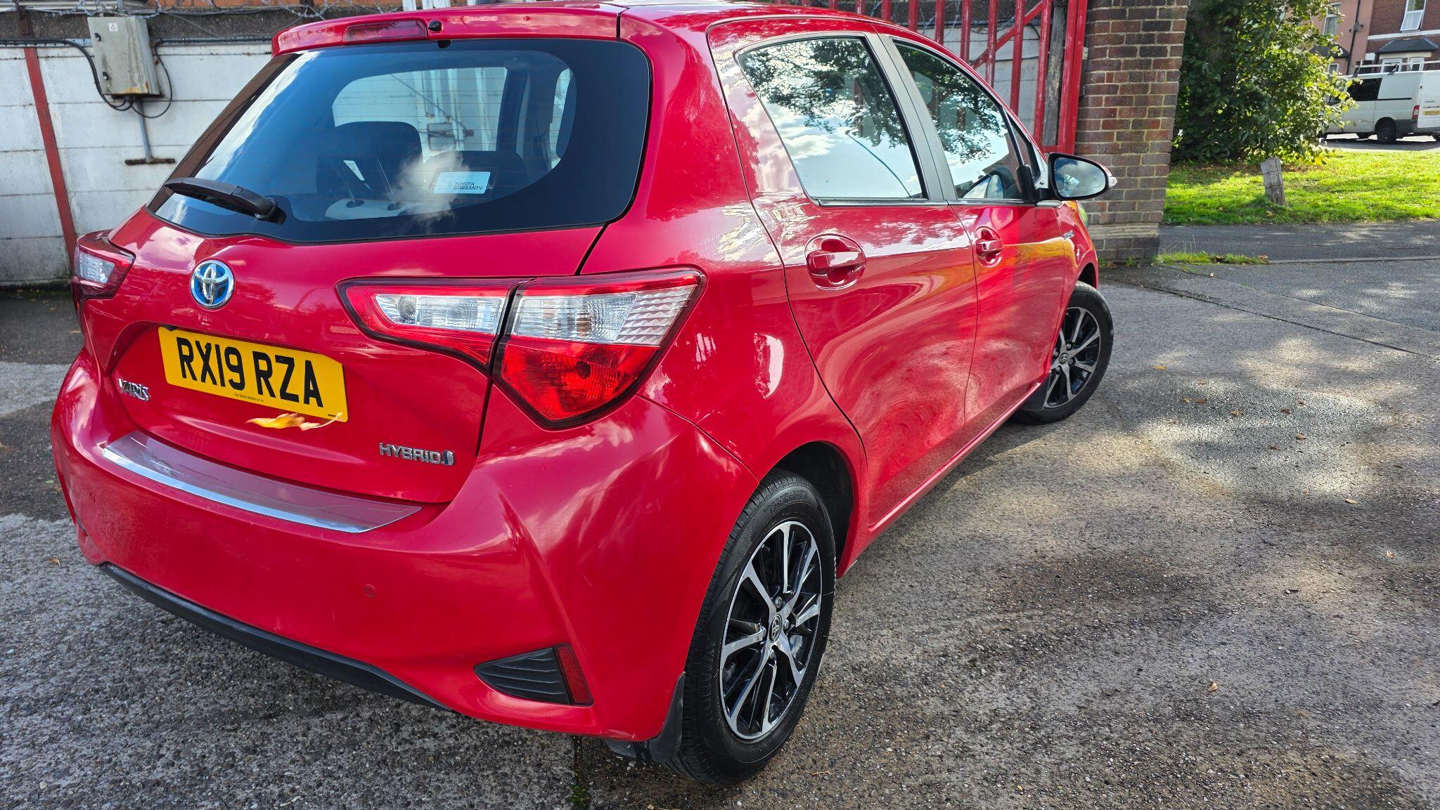 Toyota Yaris view 6