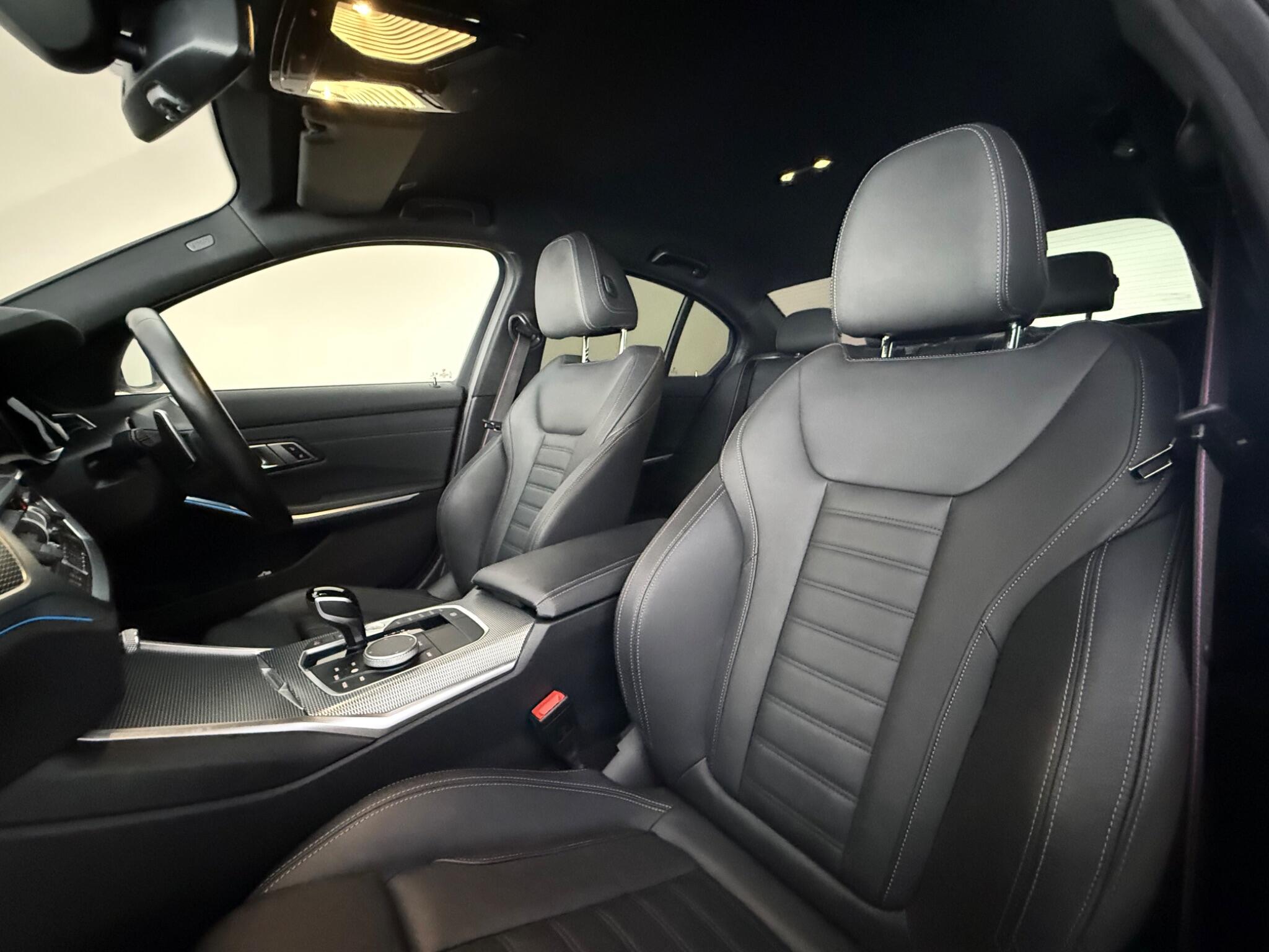 BMW 3 Series view 31