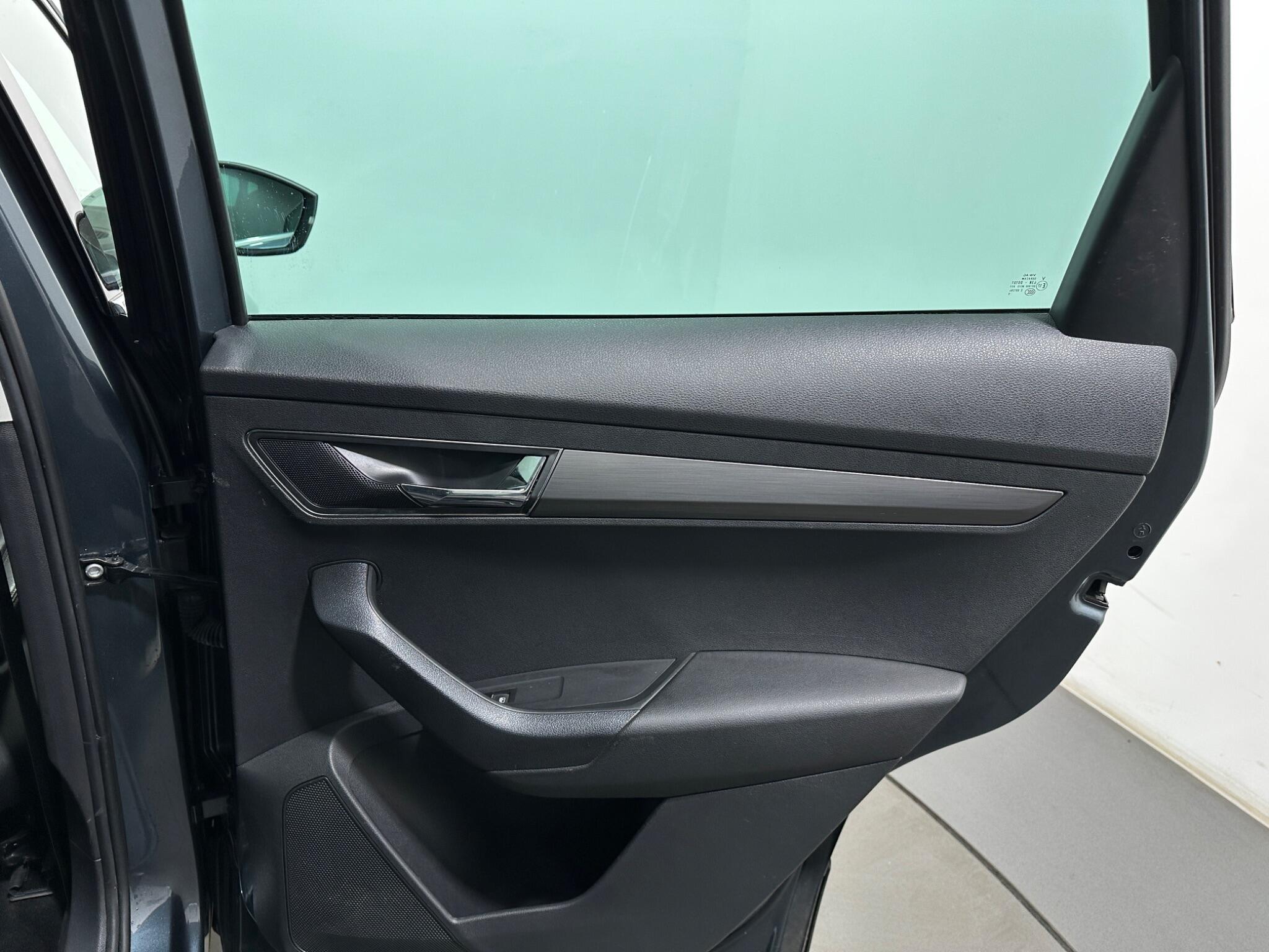 Skoda Karoq view 43