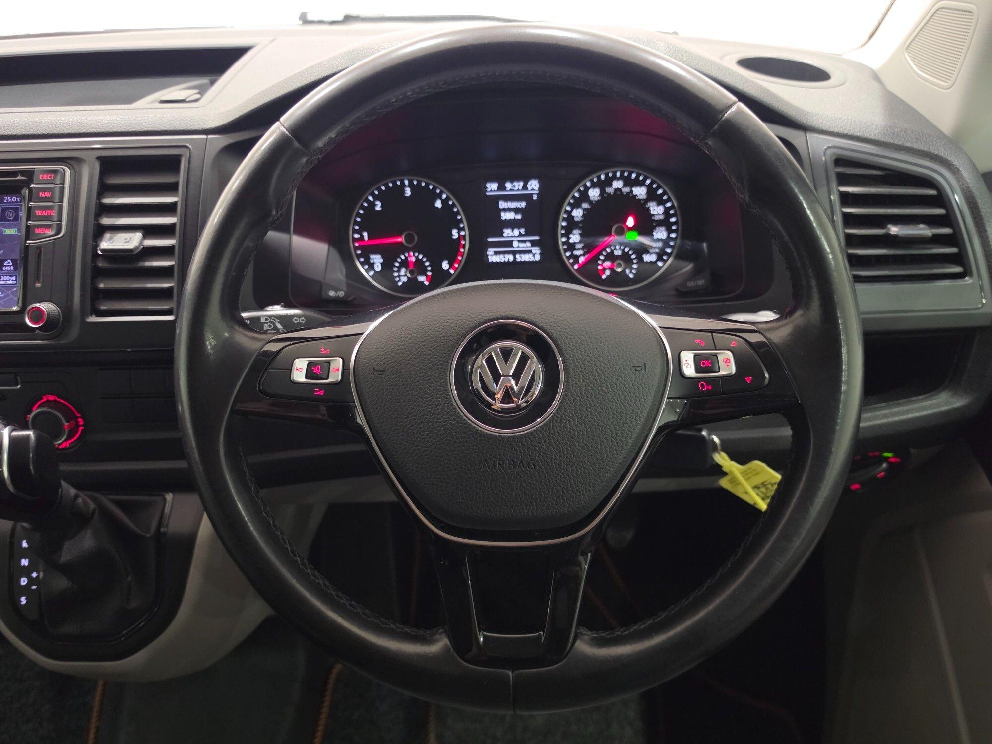 Volkswagen Transporter view 43