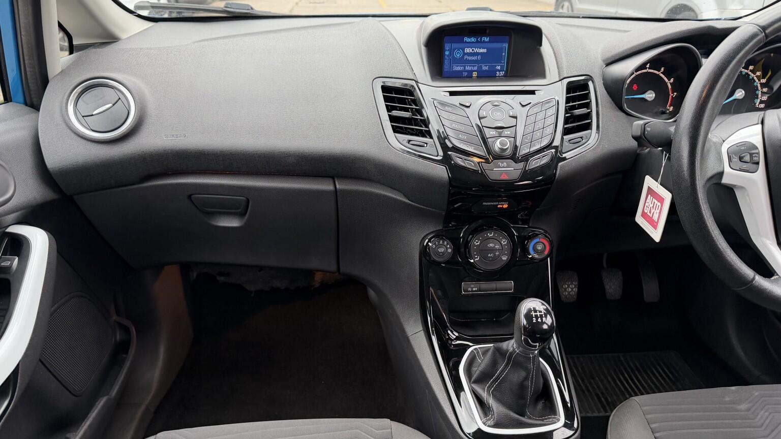 Ford Fiesta view 28