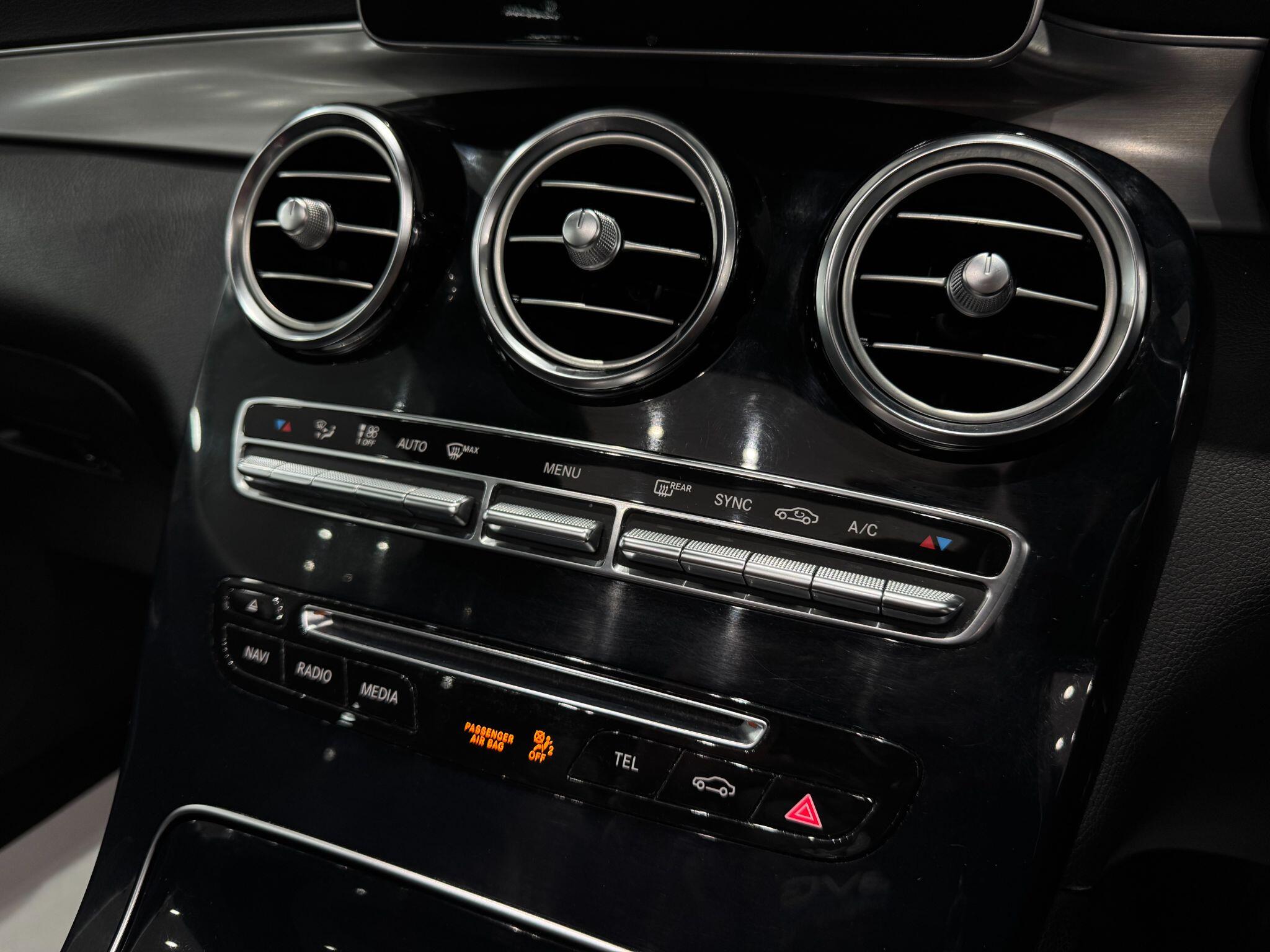 Mercedes-Benz GLC view 37